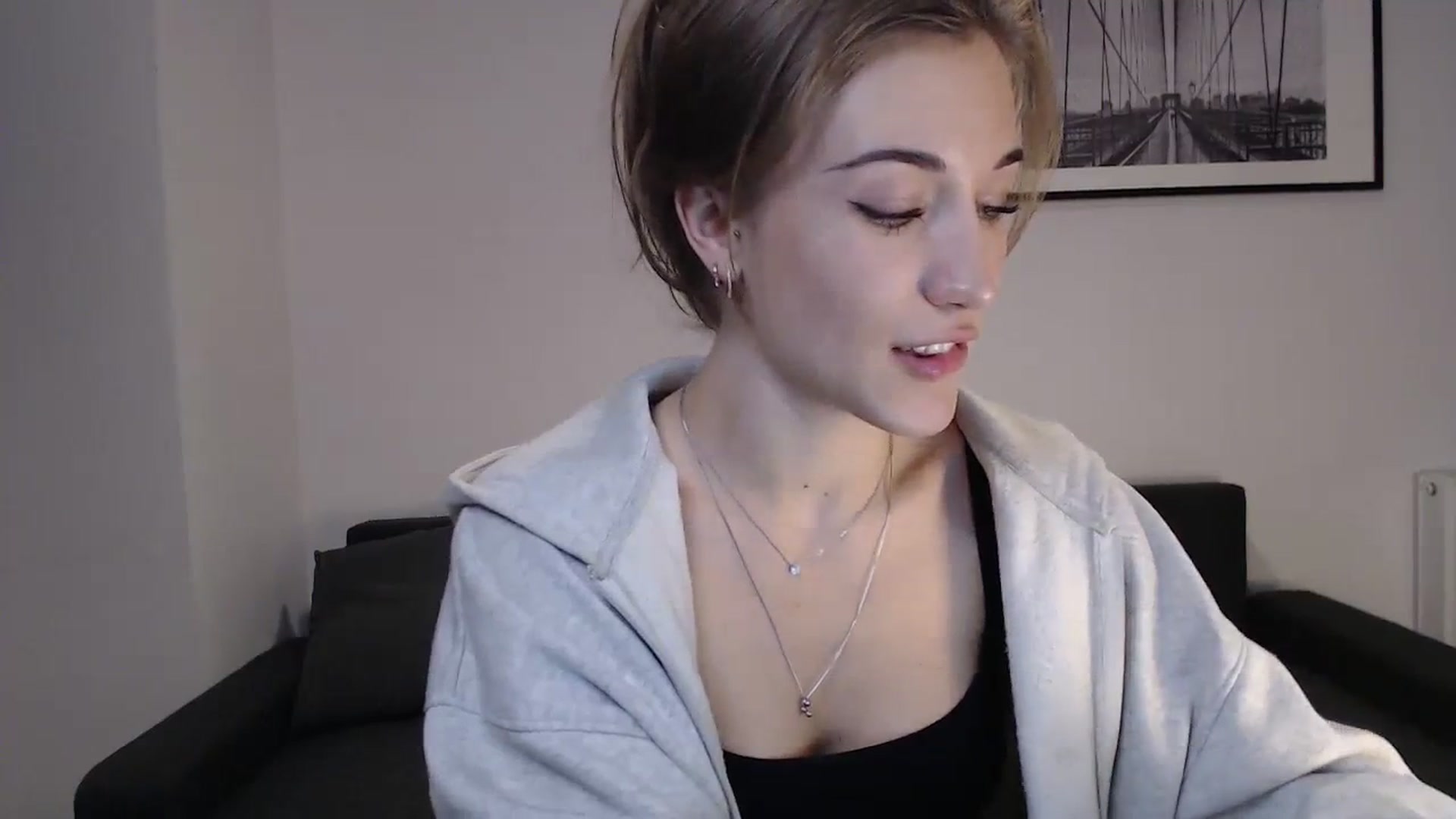 Gallery image thumbnail from GalaxyAnisia's myfreecams stream on, 10/08/2023, 16:46 image 17 of 20