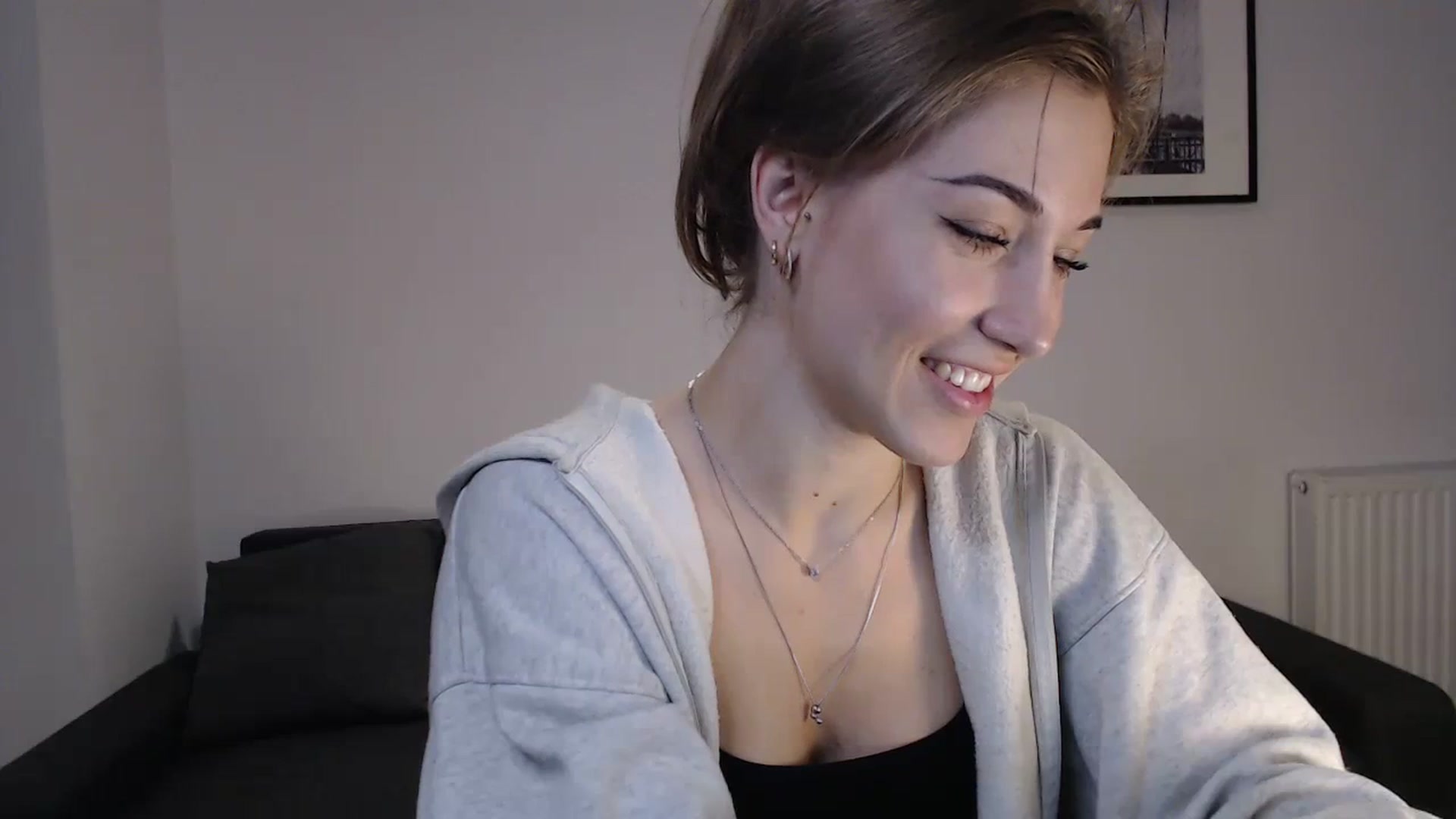 Gallery image thumbnail from GalaxyAnisia's myfreecams stream on, 10/08/2023, 16:46 image 8 of 20
