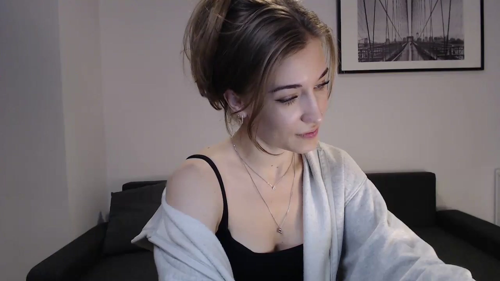 Gallery image thumbnail from GalaxyAnisia's myfreecams stream on, 10/08/2023, 17:10 image 18 of 20