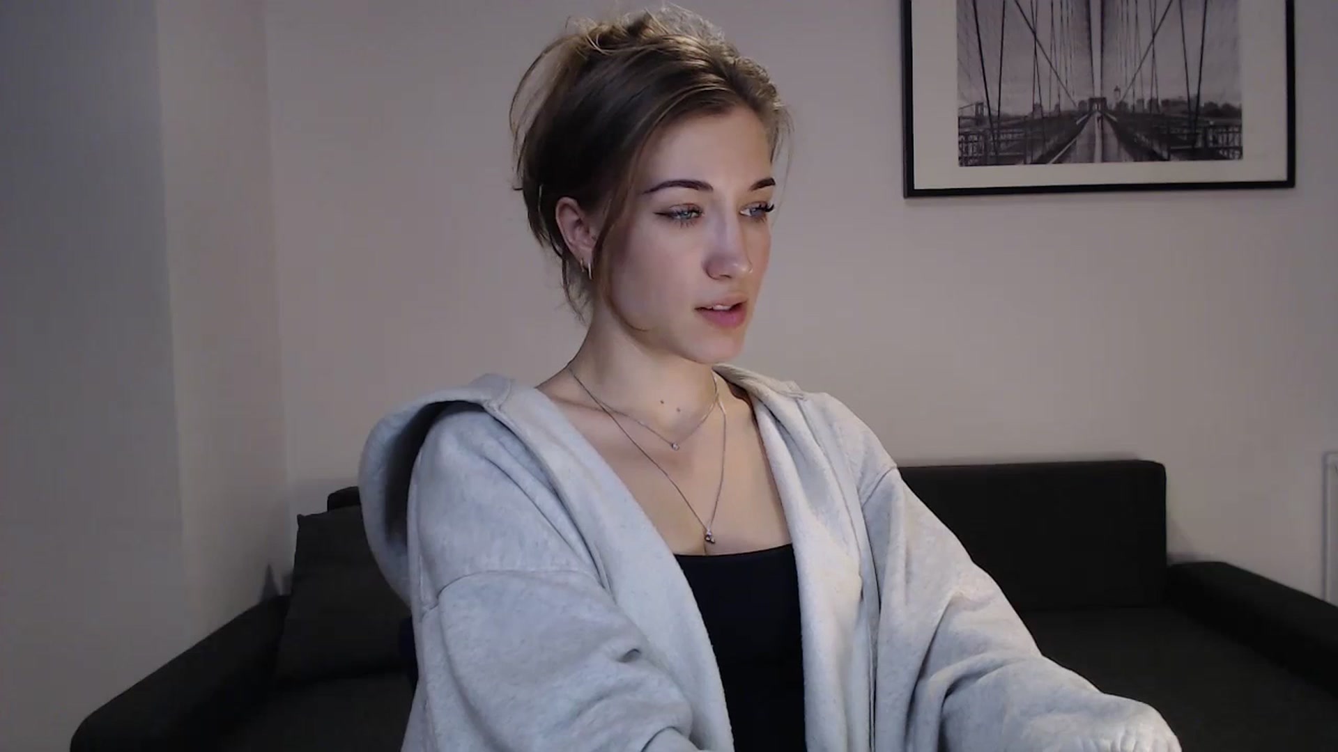 Gallery image thumbnail from GalaxyAnisia's myfreecams stream on, 10/08/2023, 17:10 image 13 of 20