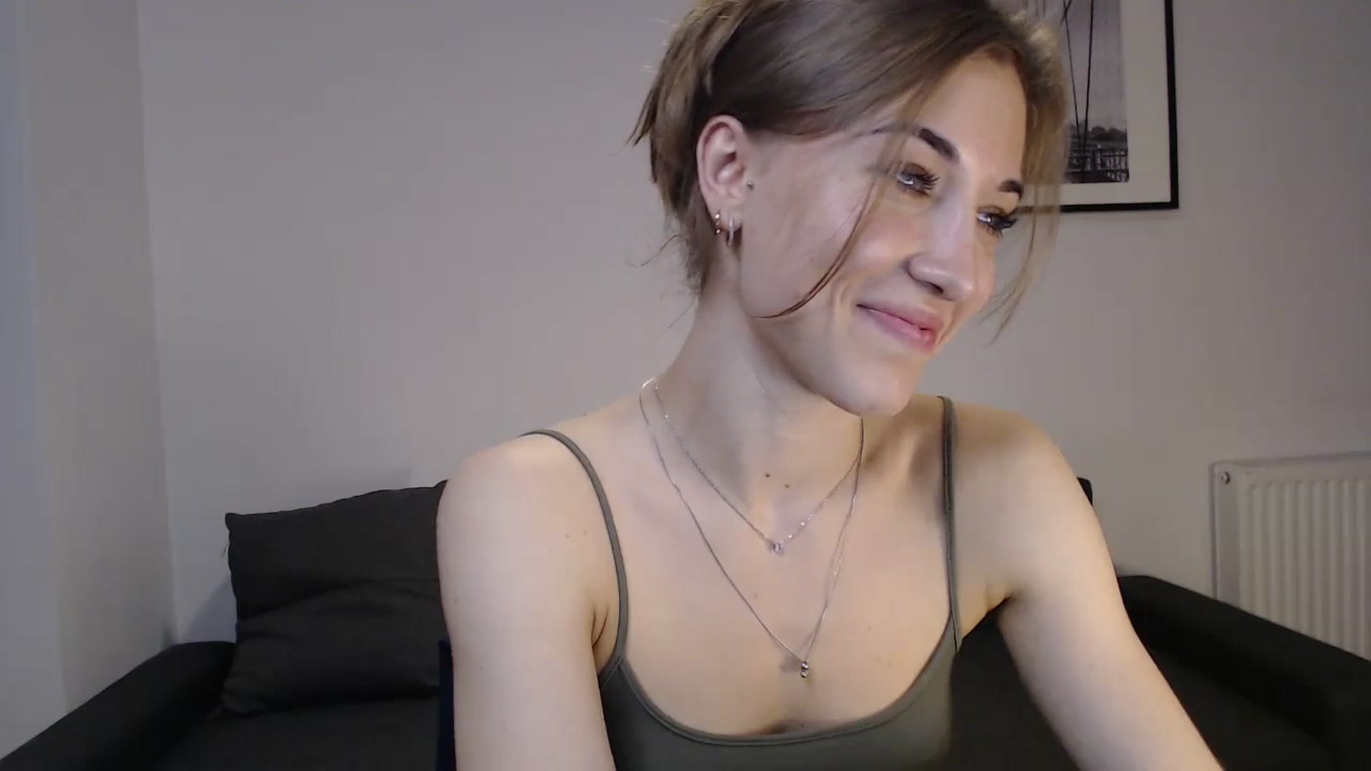 Gallery image thumbnail from GalaxyAnisia's myfreecams stream on, 10/13/2023, 18:24 image 8 of 20