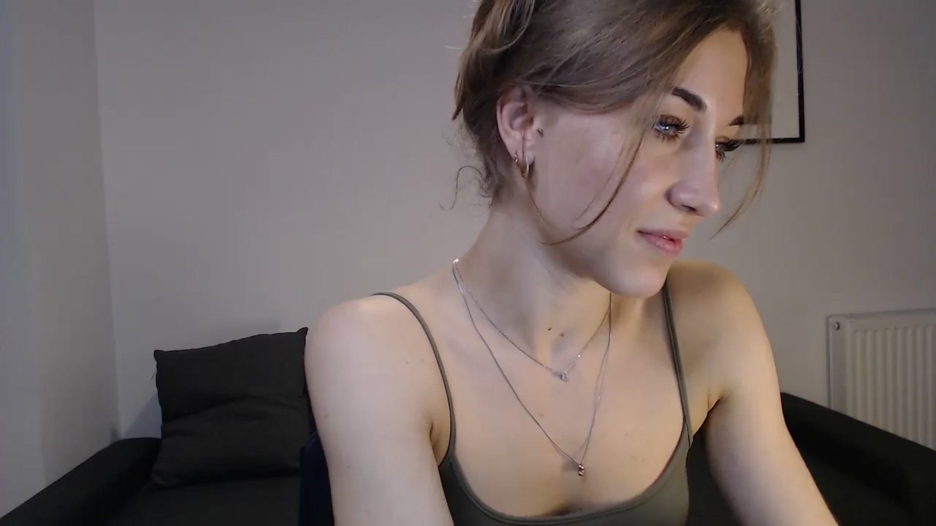 Gallery image thumbnail from GalaxyAnisia's myfreecams stream on, 10/13/2023, 18:24 image 17 of 20
