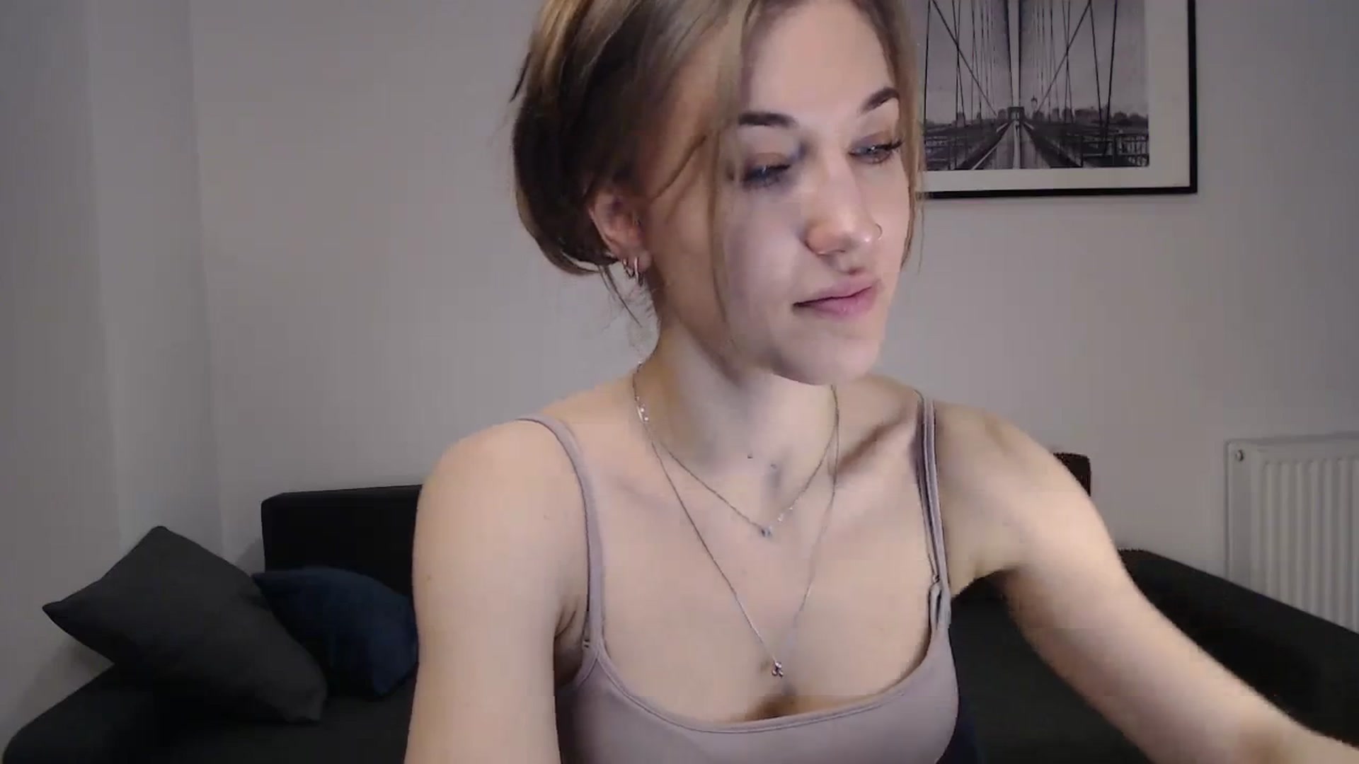 Gallery image thumbnail from GalaxyAnisia's myfreecams stream on, 10/21/2023, 17:08 image 2 of 20