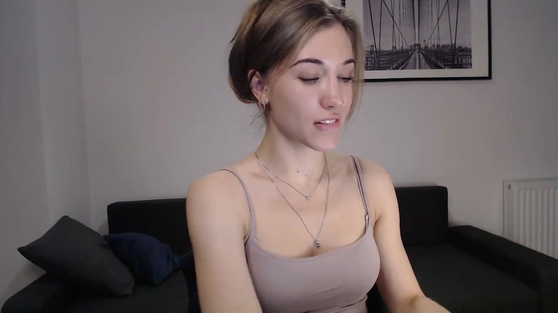 Gallery image thumbnail from GalaxyAnisia's myfreecams stream on, 10/21/2023, 17:08 image 5 of 20