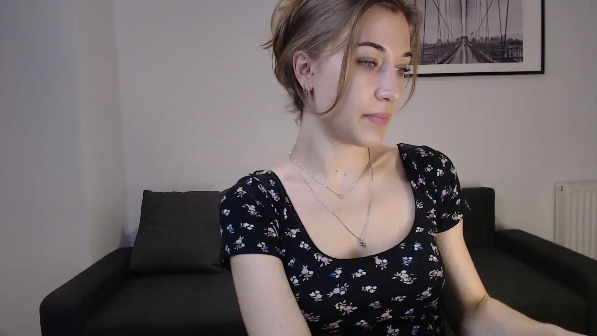 Gallery image thumbnail from GalaxyAnisia's myfreecams stream on, 10/22/2023, 10:39 image 18 of 20