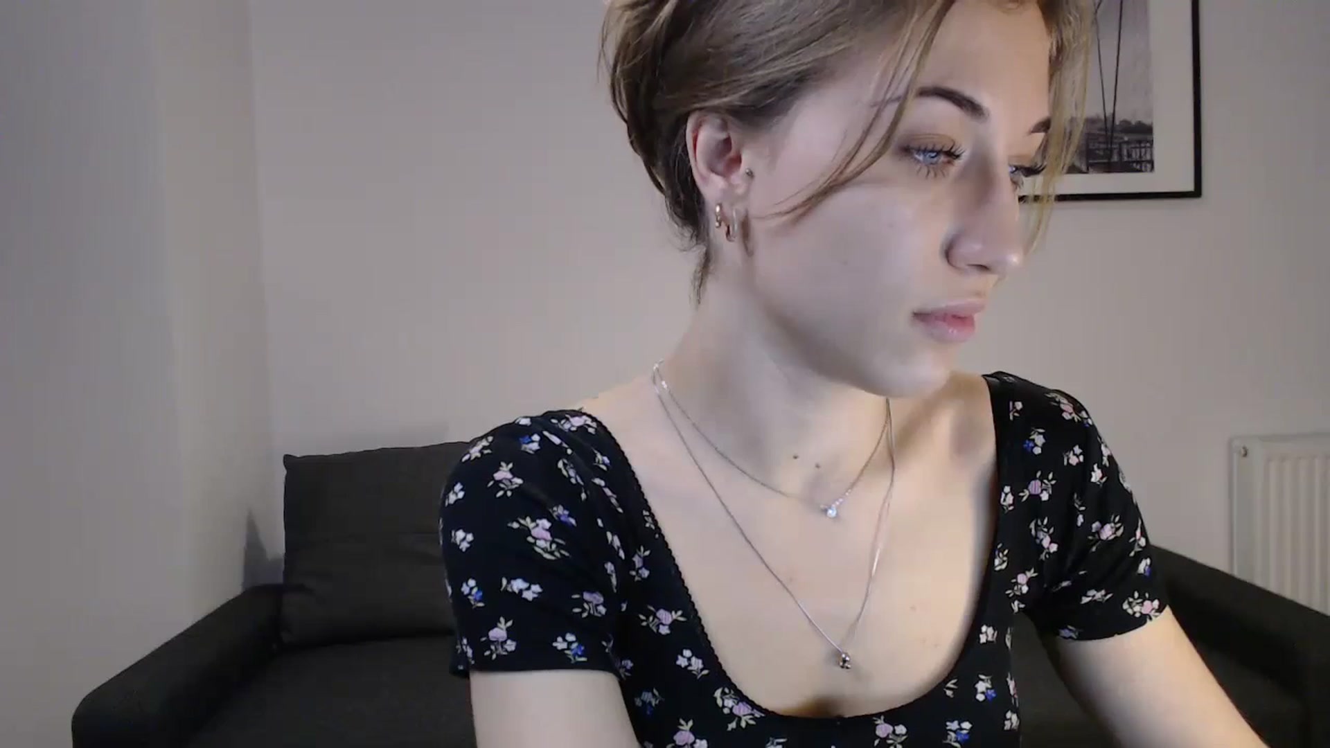 Gallery image thumbnail from GalaxyAnisia's myfreecams stream on, 10/22/2023, 11:33 image 13 of 20