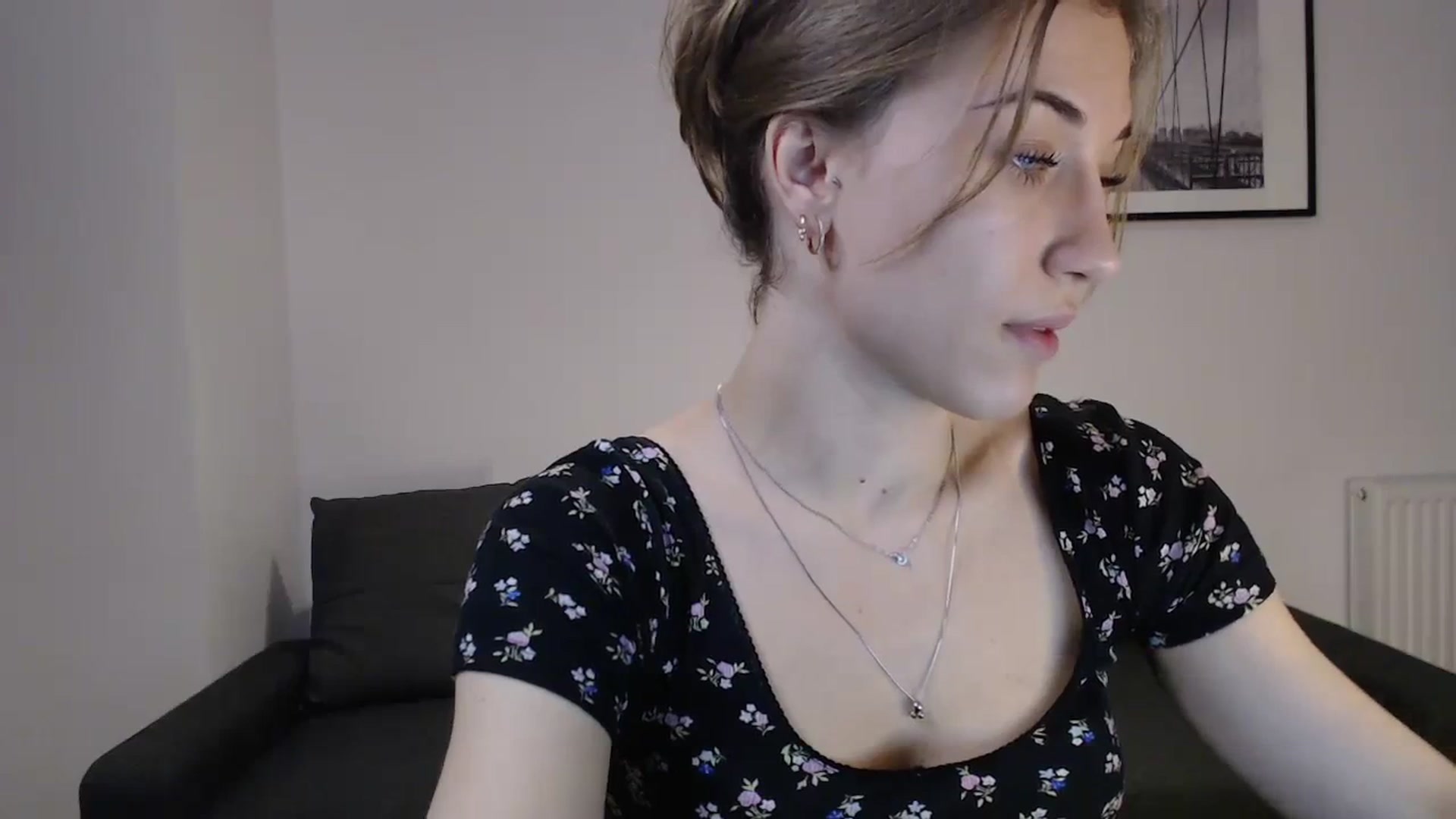 Gallery image thumbnail from GalaxyAnisia's myfreecams stream on, 10/22/2023, 11:33 image 6 of 20
