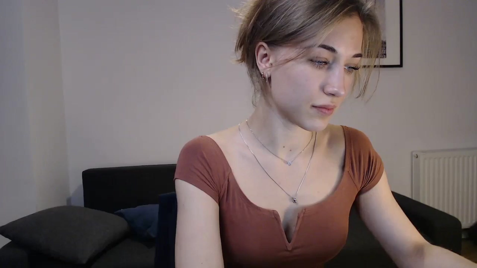 Gallery image thumbnail from GalaxyAnisia's myfreecams stream on, 10/23/2023, 15:49 image 9 of 20