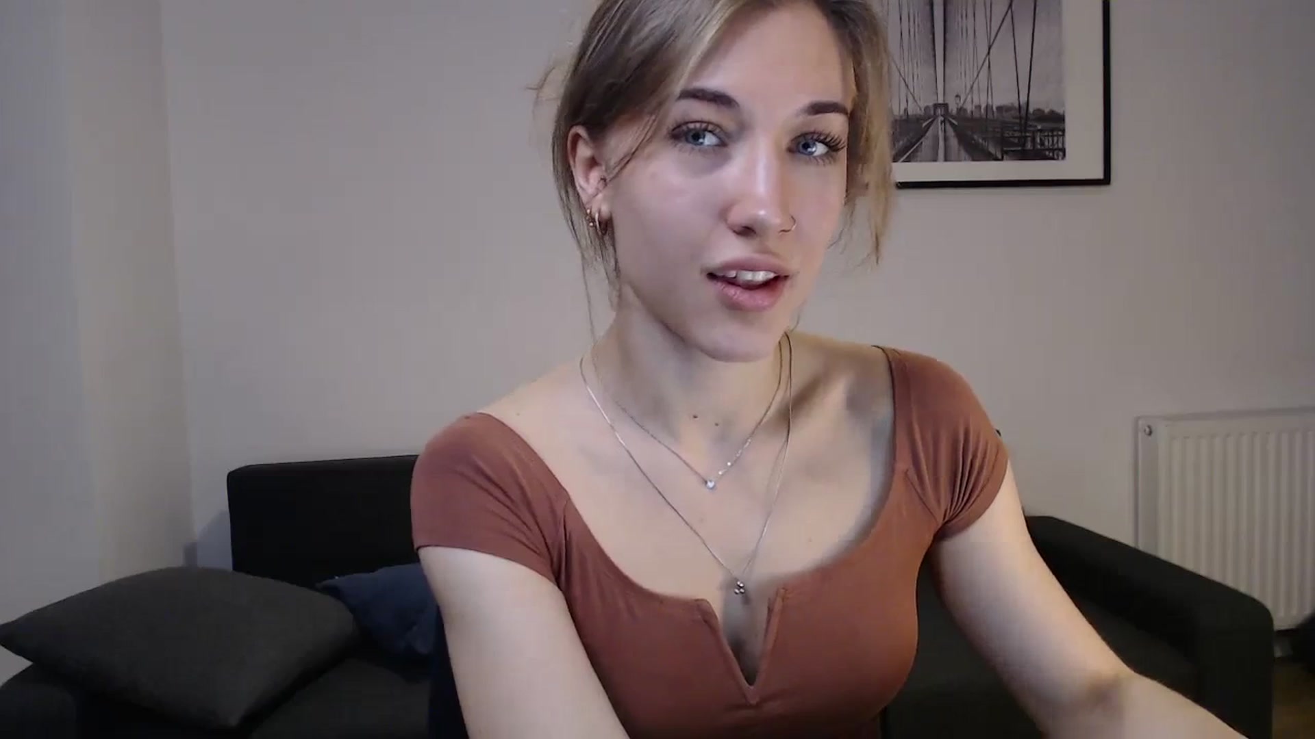 Gallery image thumbnail from GalaxyAnisia's myfreecams stream on, 10/23/2023, 15:49 image 14 of 20