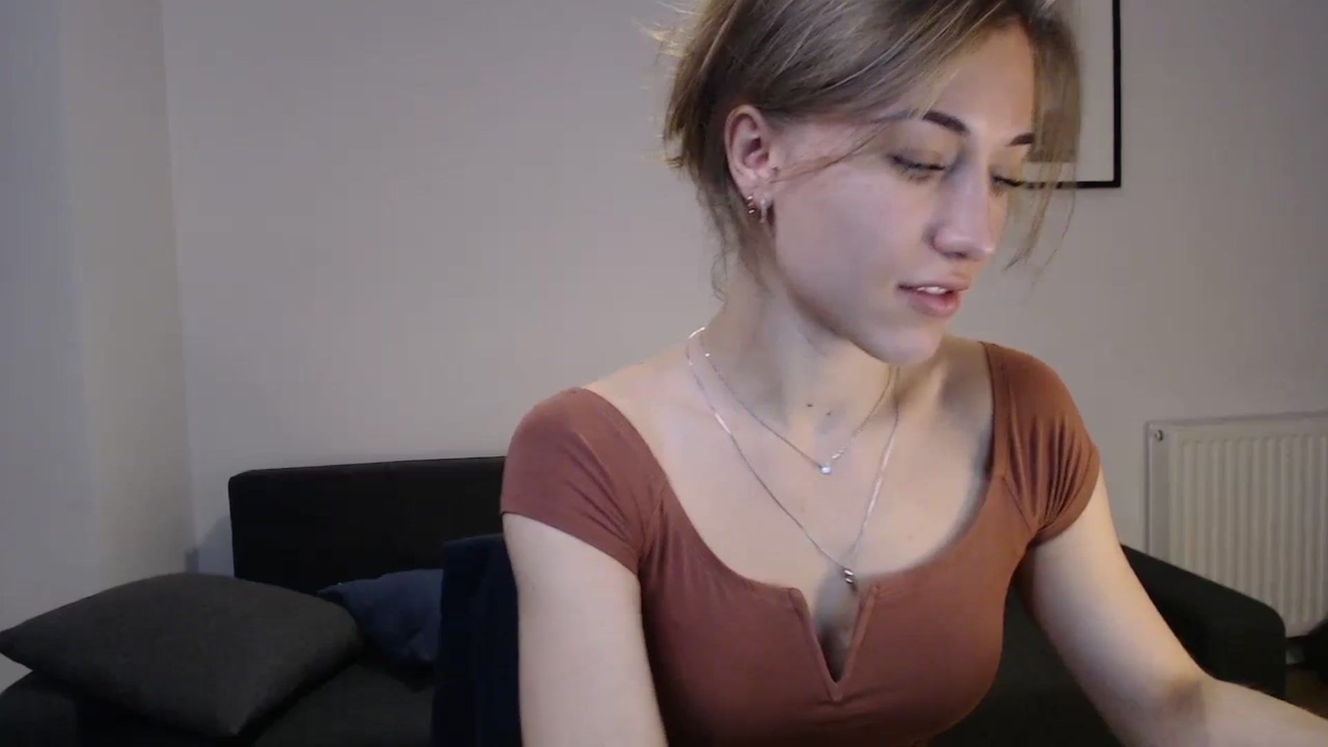 Gallery image thumbnail from GalaxyAnisia's myfreecams stream on, 10/23/2023, 15:49 image 13 of 20