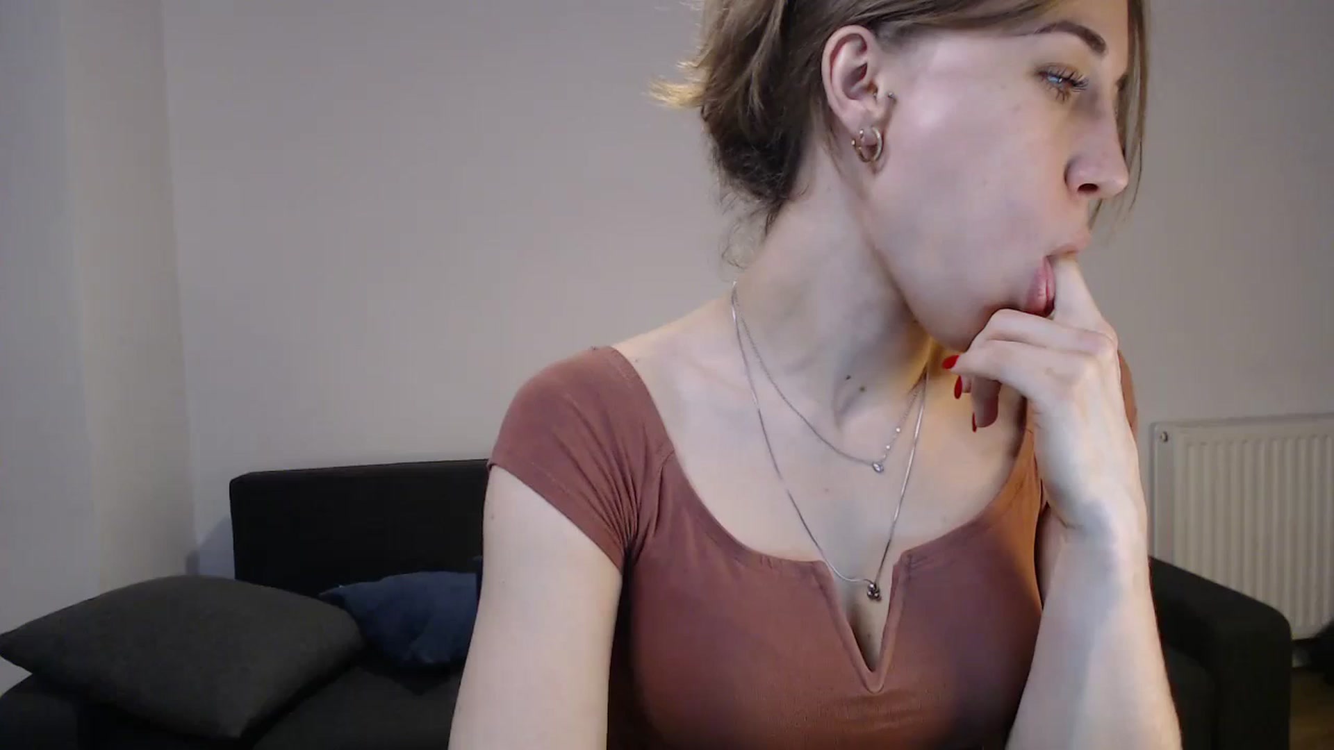 Gallery image thumbnail from GalaxyAnisia's myfreecams stream on, 10/23/2023, 15:49 image 1 of 20