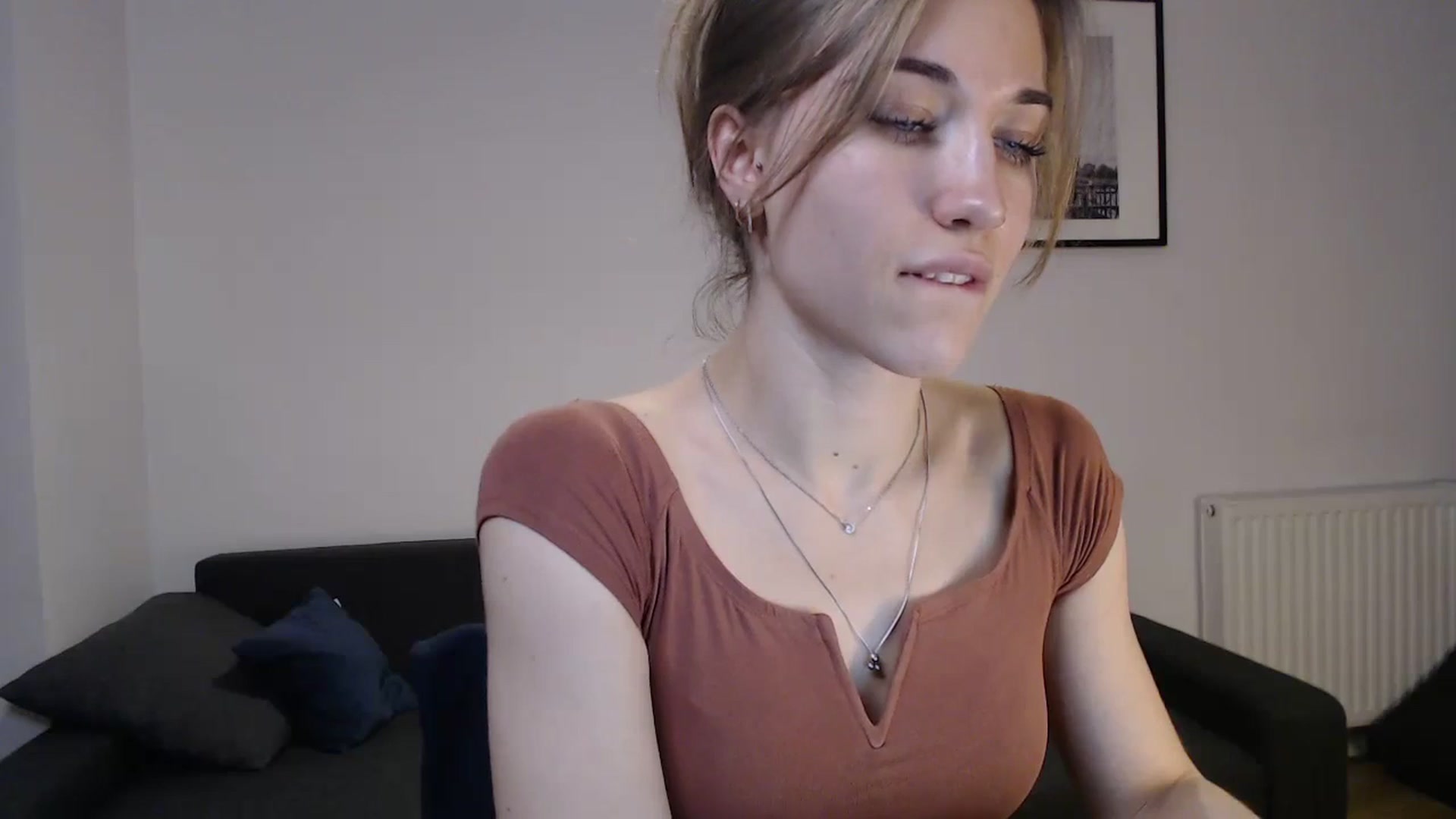 Gallery image thumbnail from GalaxyAnisia's myfreecams stream on, 10/23/2023, 20:45 image 2 of 20