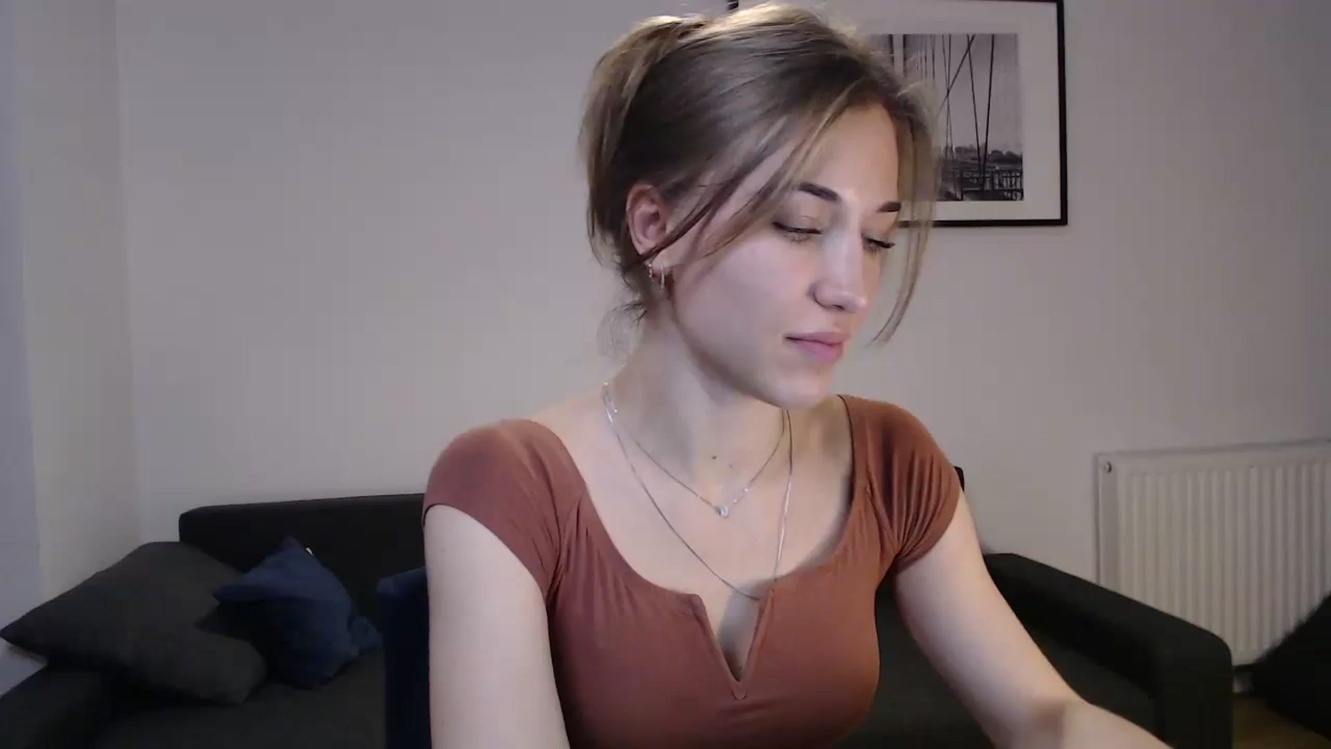 Gallery image thumbnail from GalaxyAnisia's myfreecams stream on, 10/23/2023, 20:45 image 10 of 20