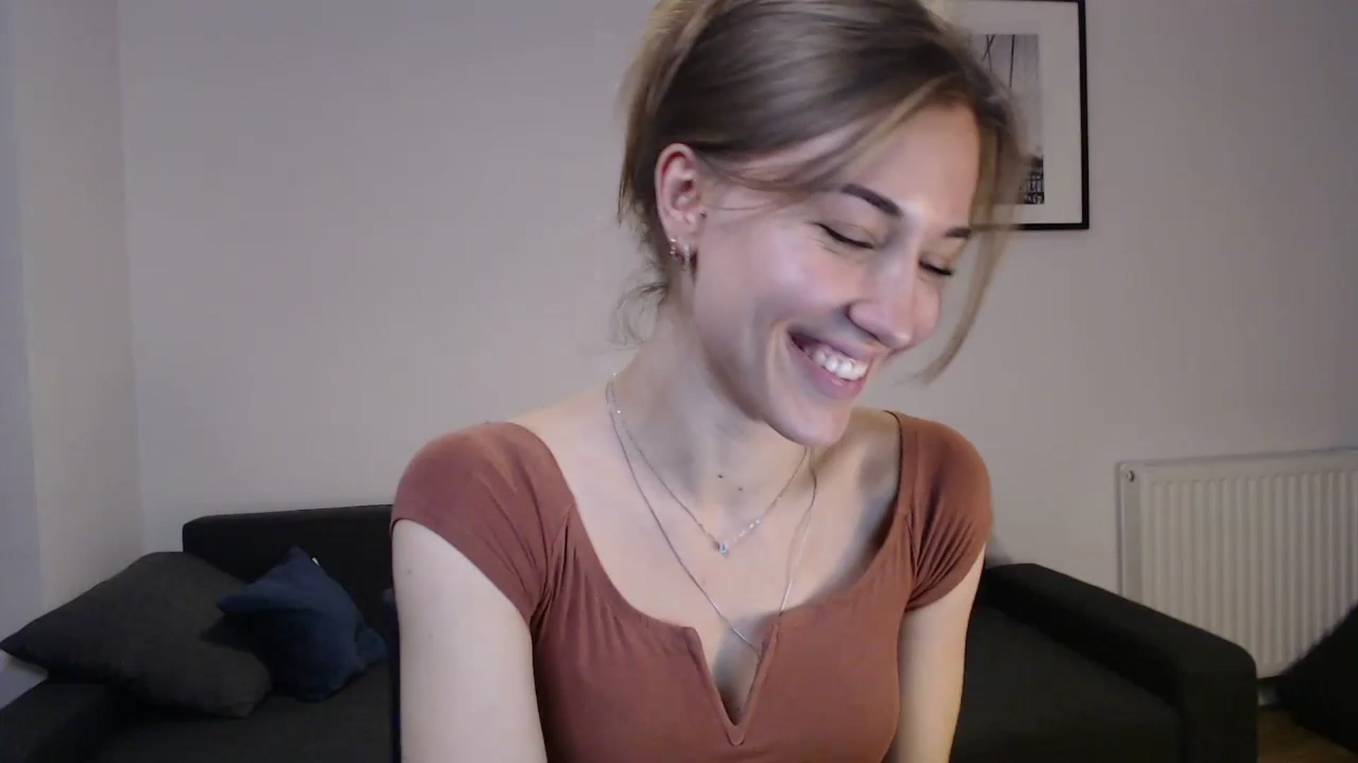 Gallery image thumbnail from GalaxyAnisia's myfreecams stream on, 10/23/2023, 20:45 image 14 of 20