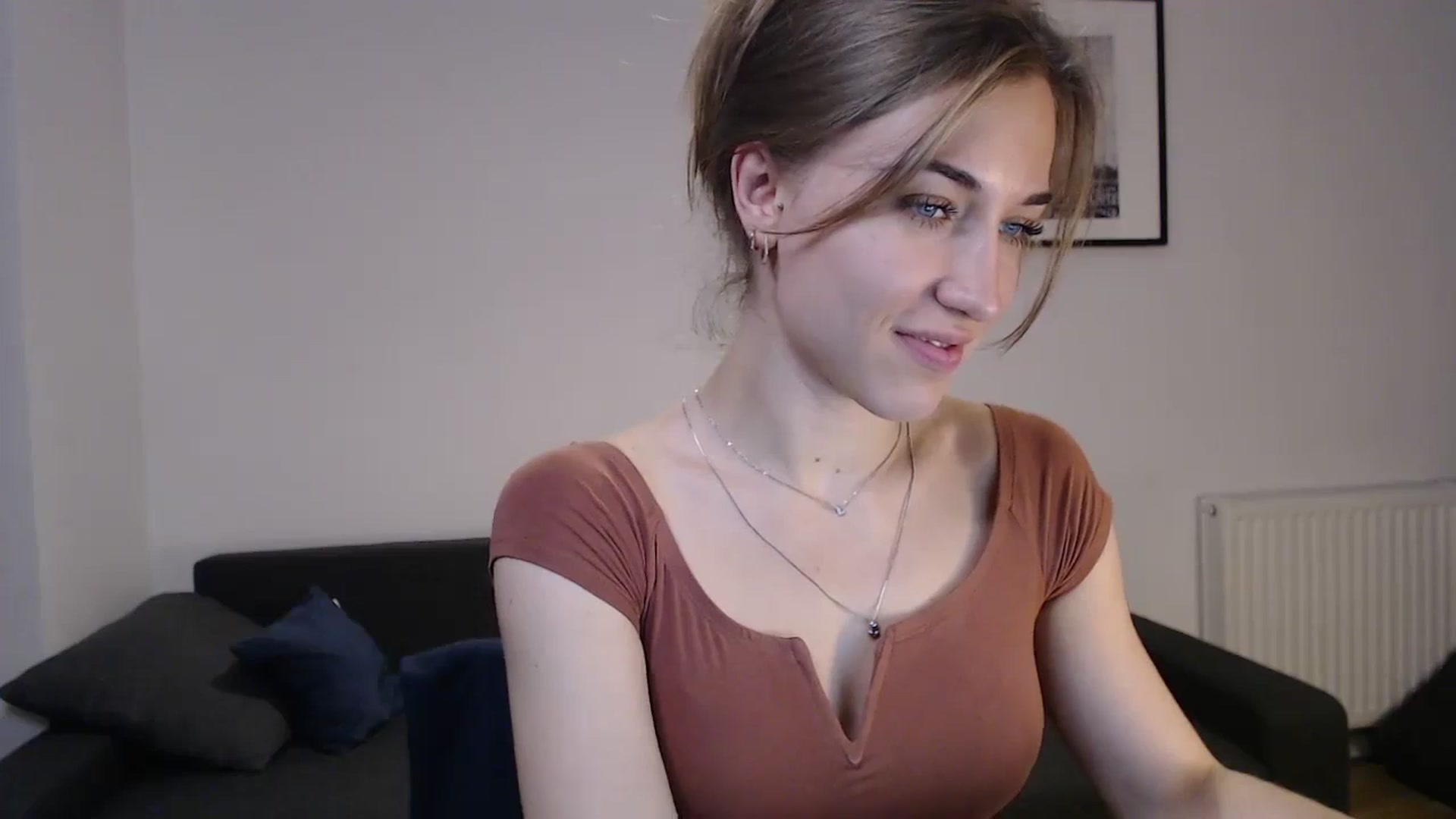 Gallery image thumbnail from GalaxyAnisia's myfreecams stream on, 10/23/2023, 20:45 image 7 of 20