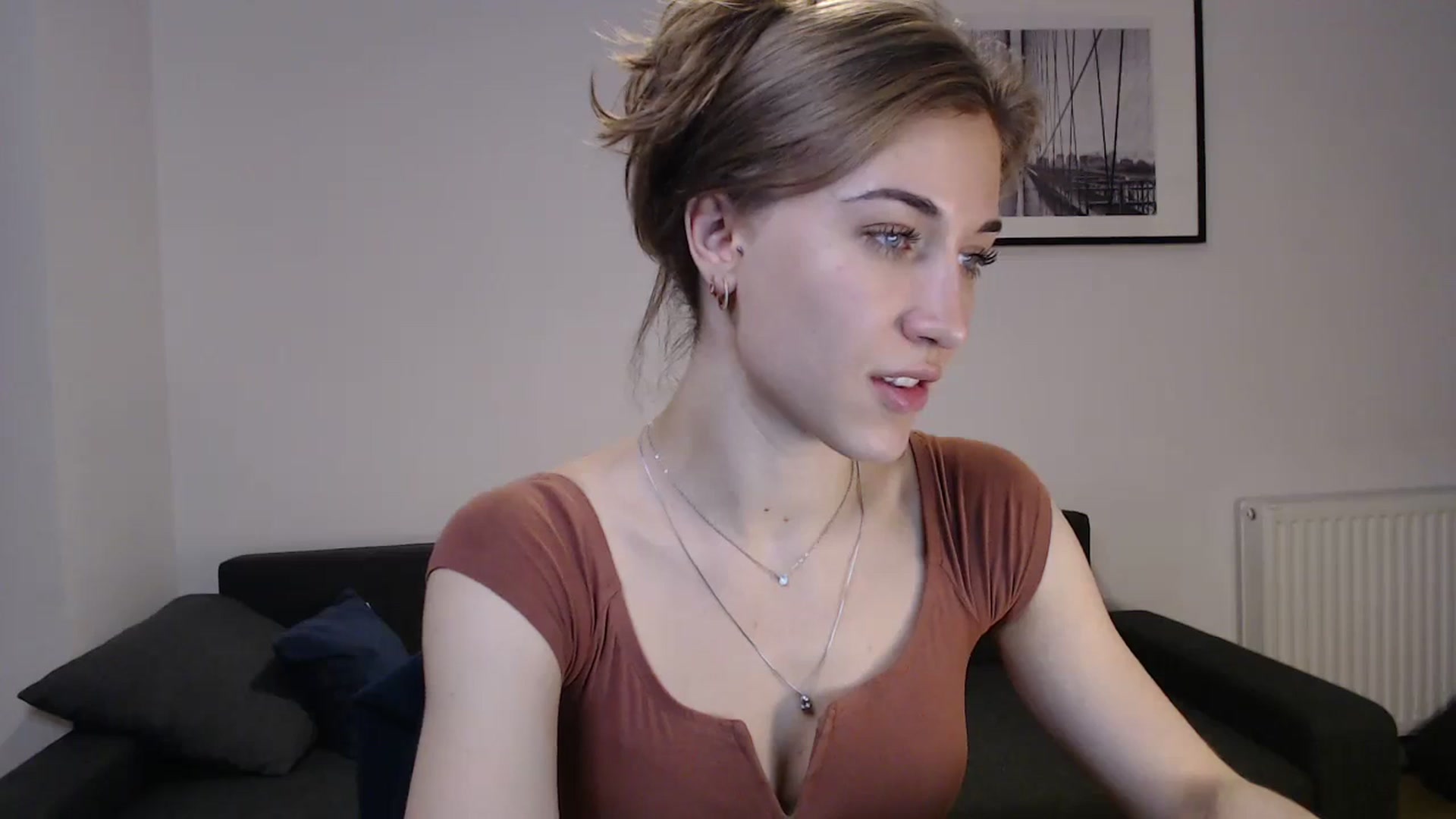 Gallery image thumbnail from GalaxyAnisia's myfreecams stream on, 10/23/2023, 23:23 image 3 of 20
