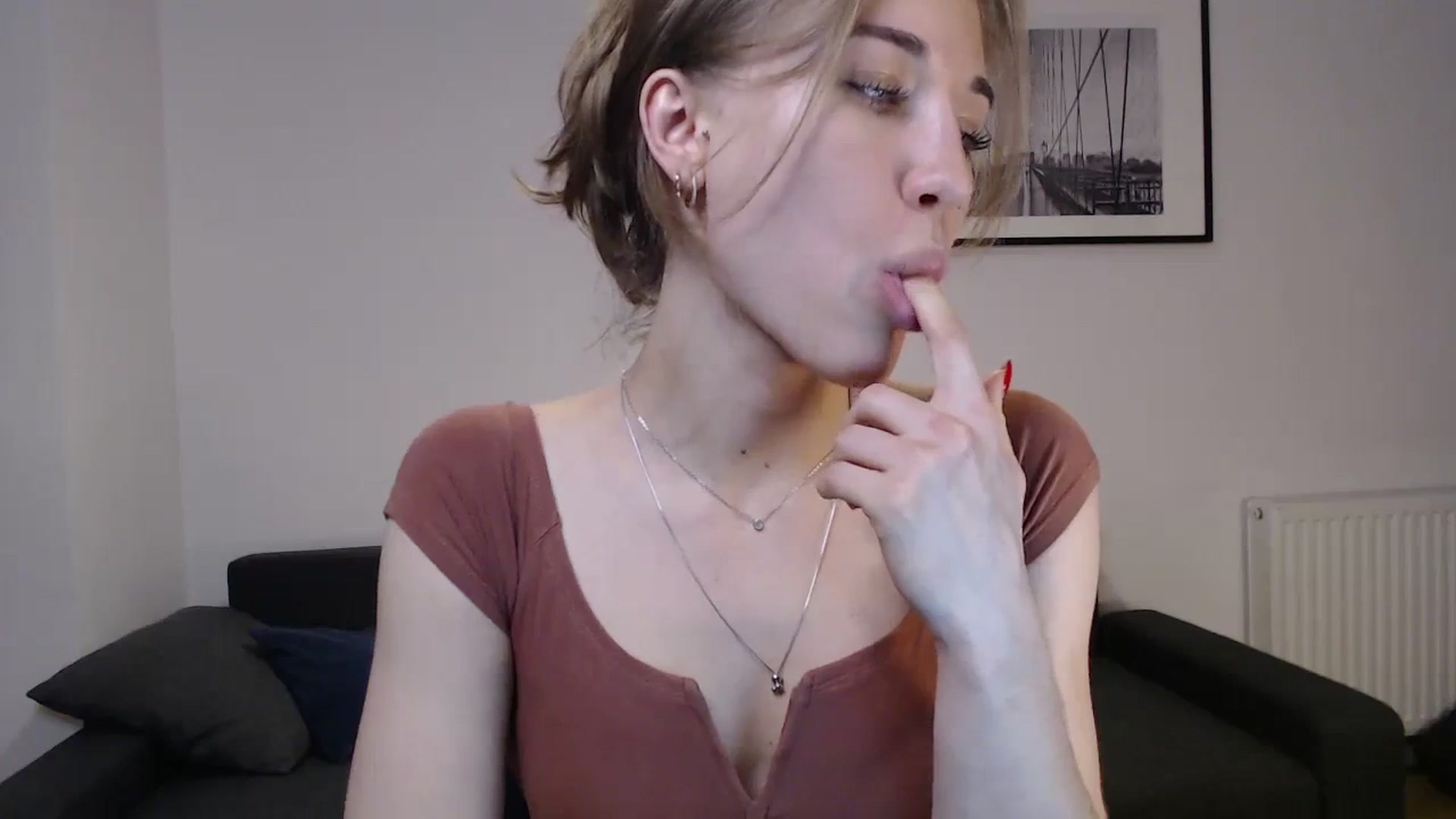 Gallery image thumbnail from GalaxyAnisia's myfreecams stream on, 10/24/2023, 24:24 image 7 of 20