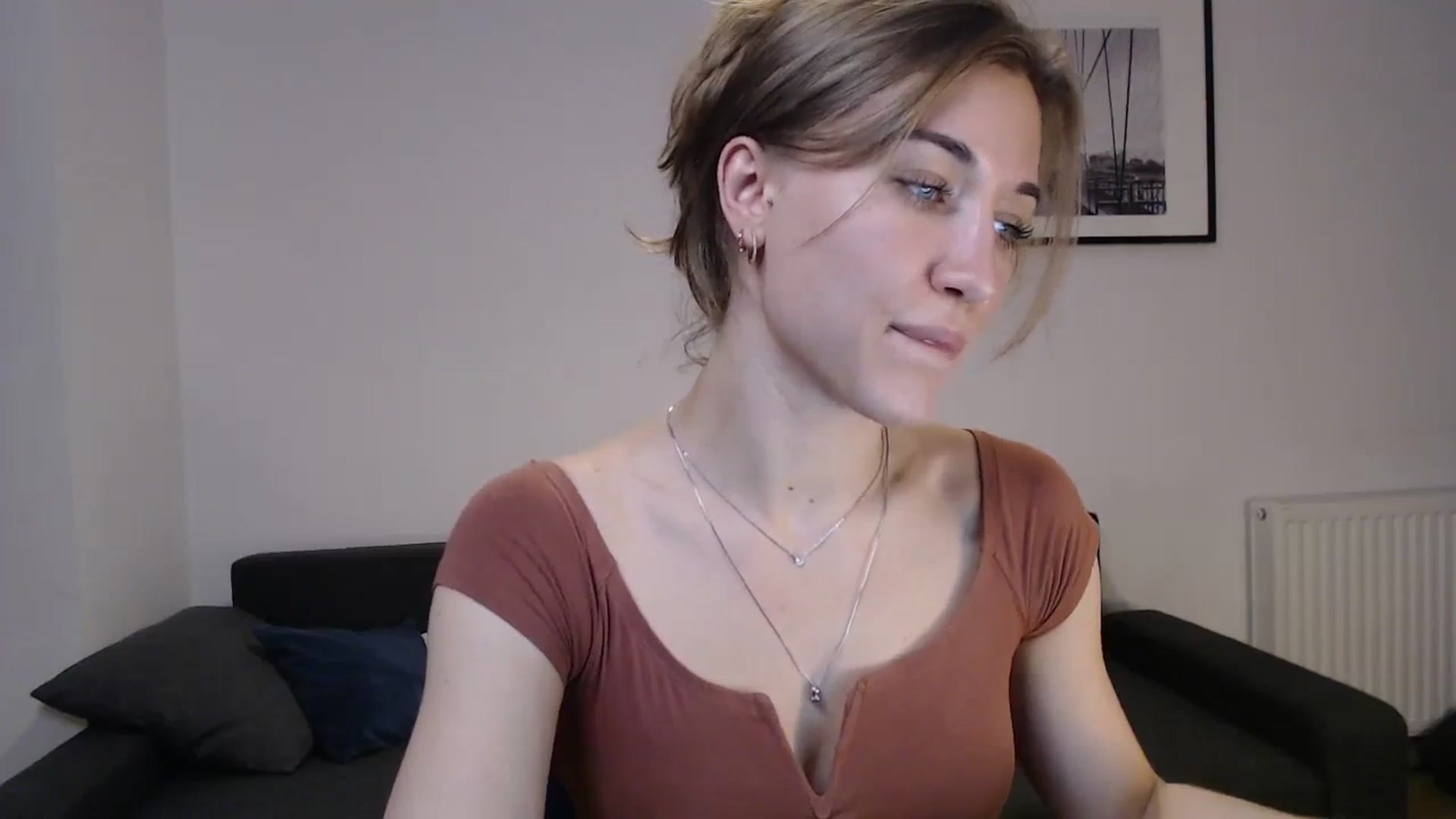 Gallery image thumbnail from GalaxyAnisia's myfreecams stream on, 10/24/2023, 24:24 image 14 of 20