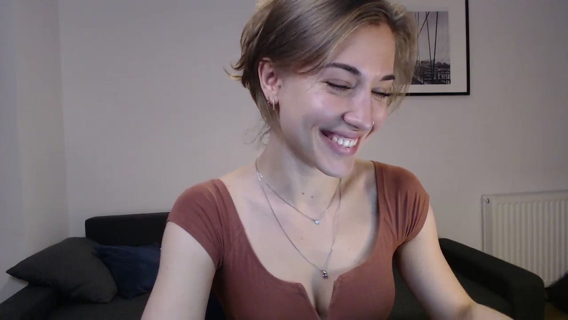 Gallery image thumbnail from GalaxyAnisia's myfreecams stream on, 10/24/2023, 24:24 image 4 of 20