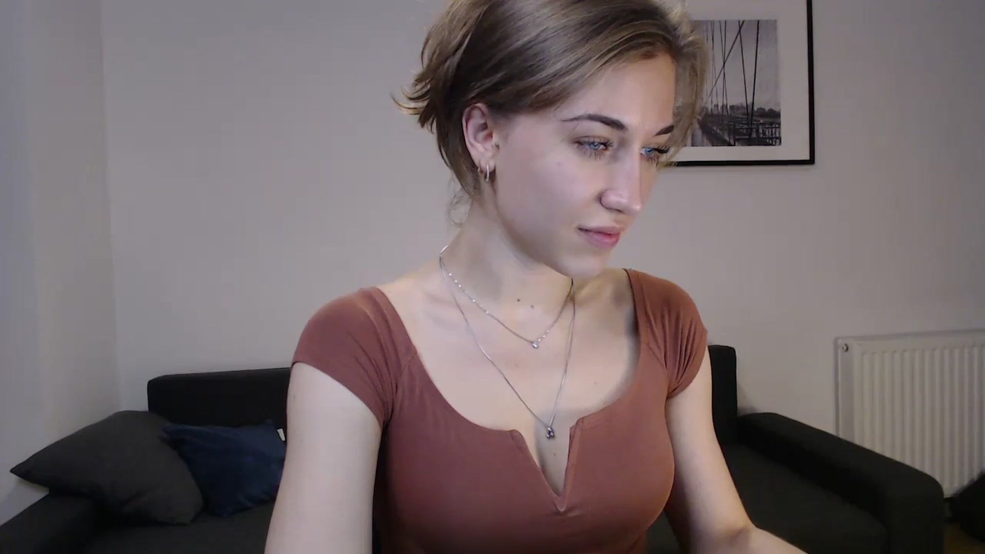 Gallery image thumbnail from GalaxyAnisia's myfreecams stream on, 10/24/2023, 24:24 image 3 of 20
