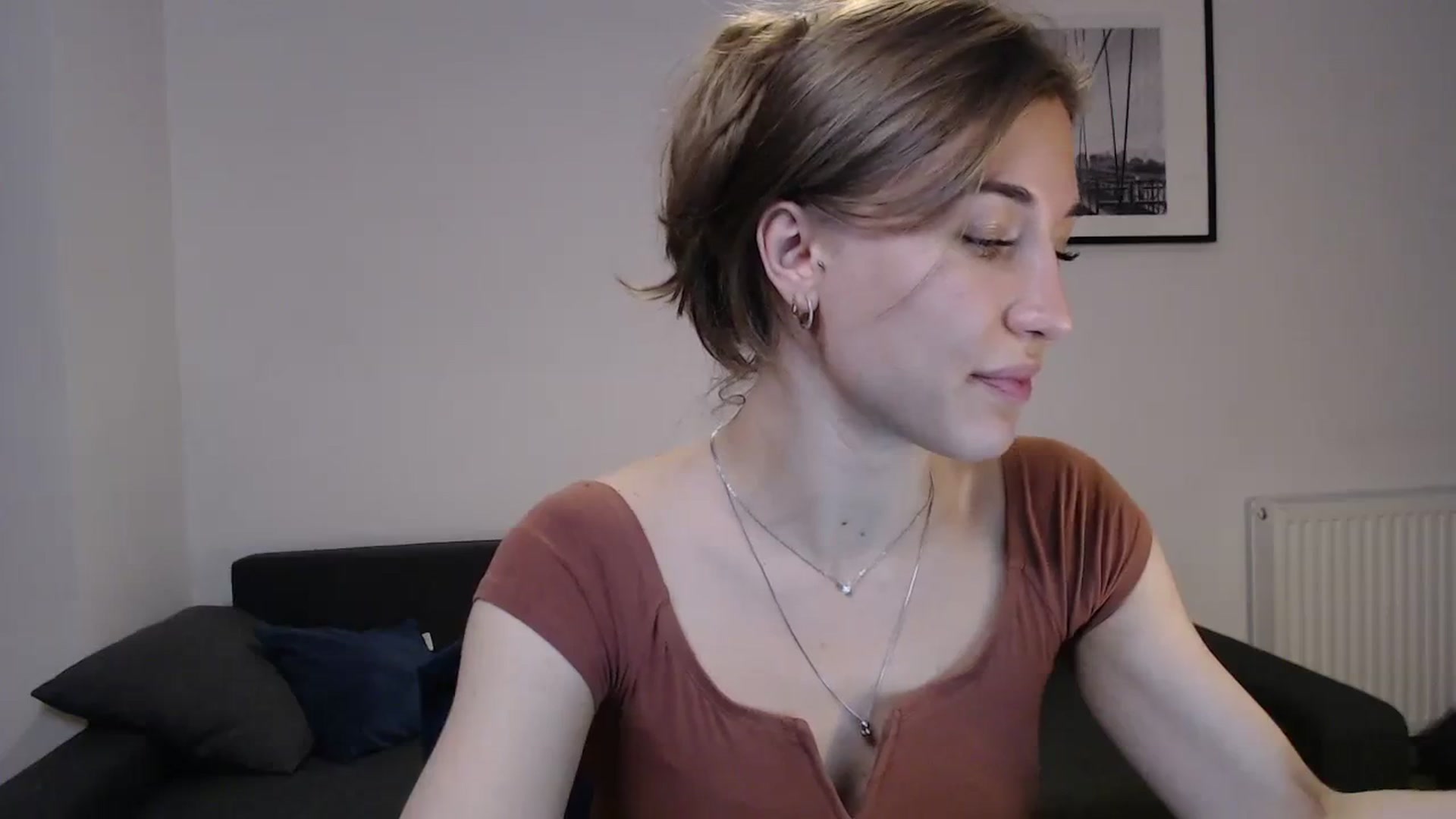 Gallery image thumbnail from GalaxyAnisia's myfreecams stream on, 10/24/2023, 24:24 image 17 of 20