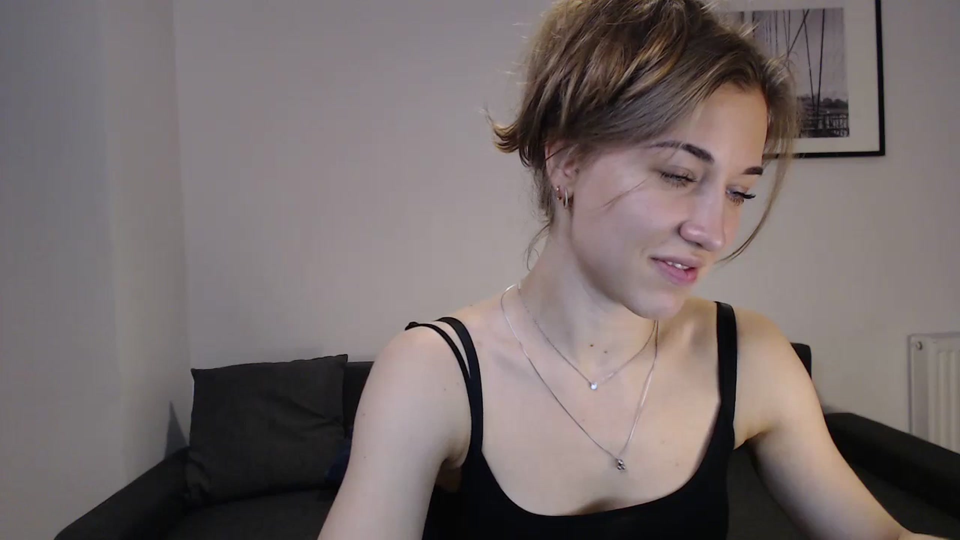Gallery image thumbnail from GalaxyAnisia's myfreecams stream on, 10/24/2023, 21:33 image 10 of 20