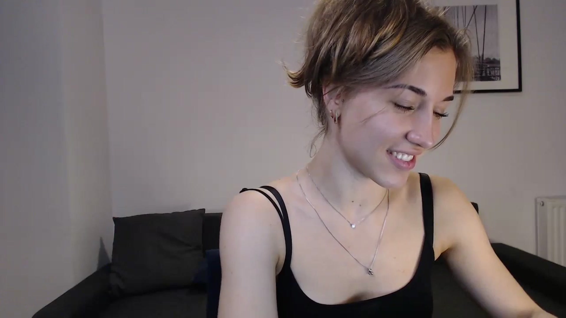 Gallery image thumbnail from GalaxyAnisia's myfreecams stream on, 10/24/2023, 21:33 image 9 of 20