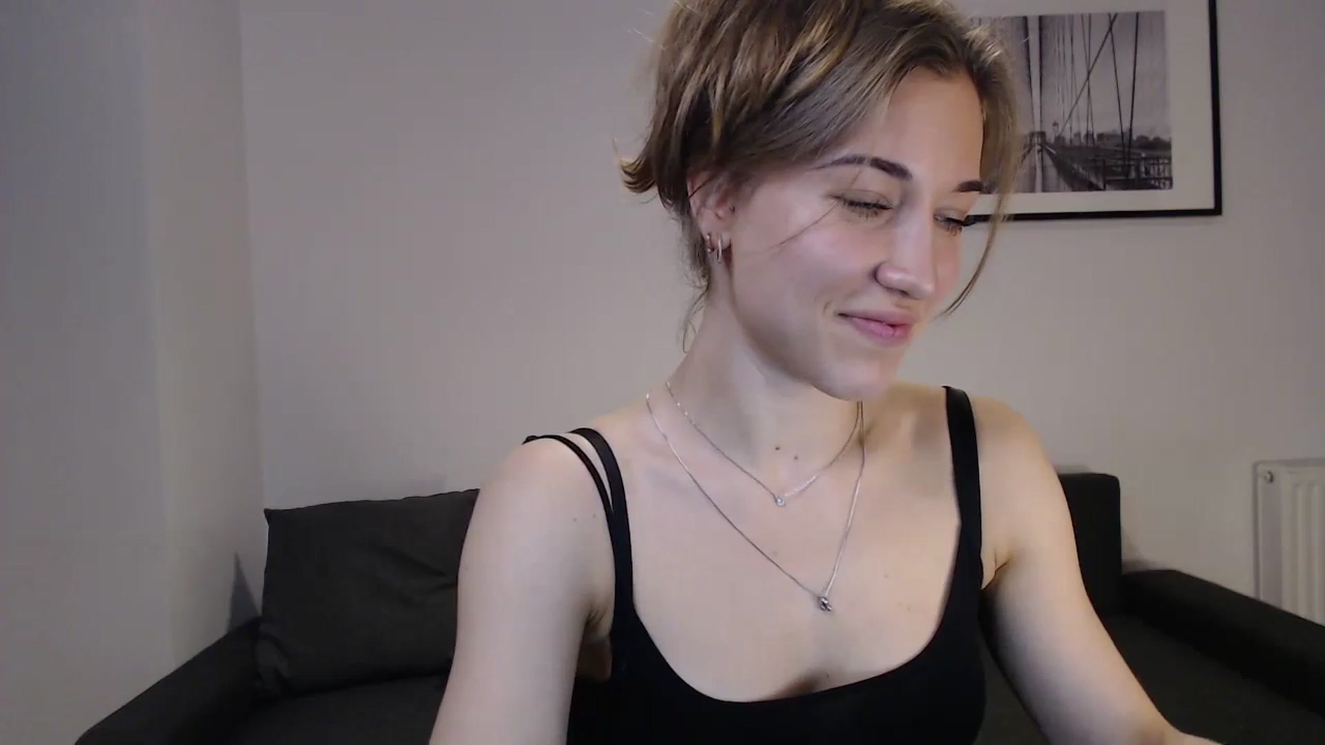Gallery image thumbnail from GalaxyAnisia's myfreecams stream on, 10/24/2023, 21:33 image 5 of 20