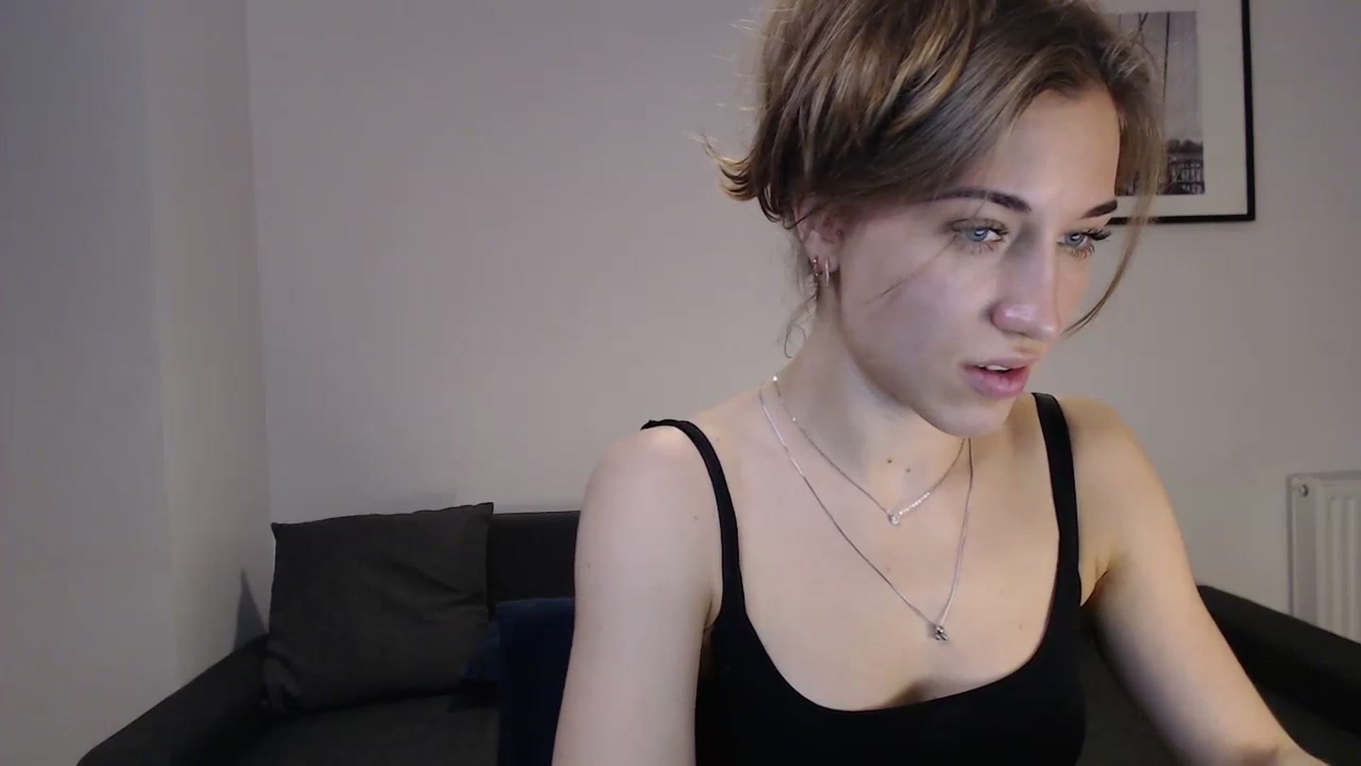 Gallery image thumbnail from GalaxyAnisia's myfreecams stream on, 10/24/2023, 21:33 image 17 of 20