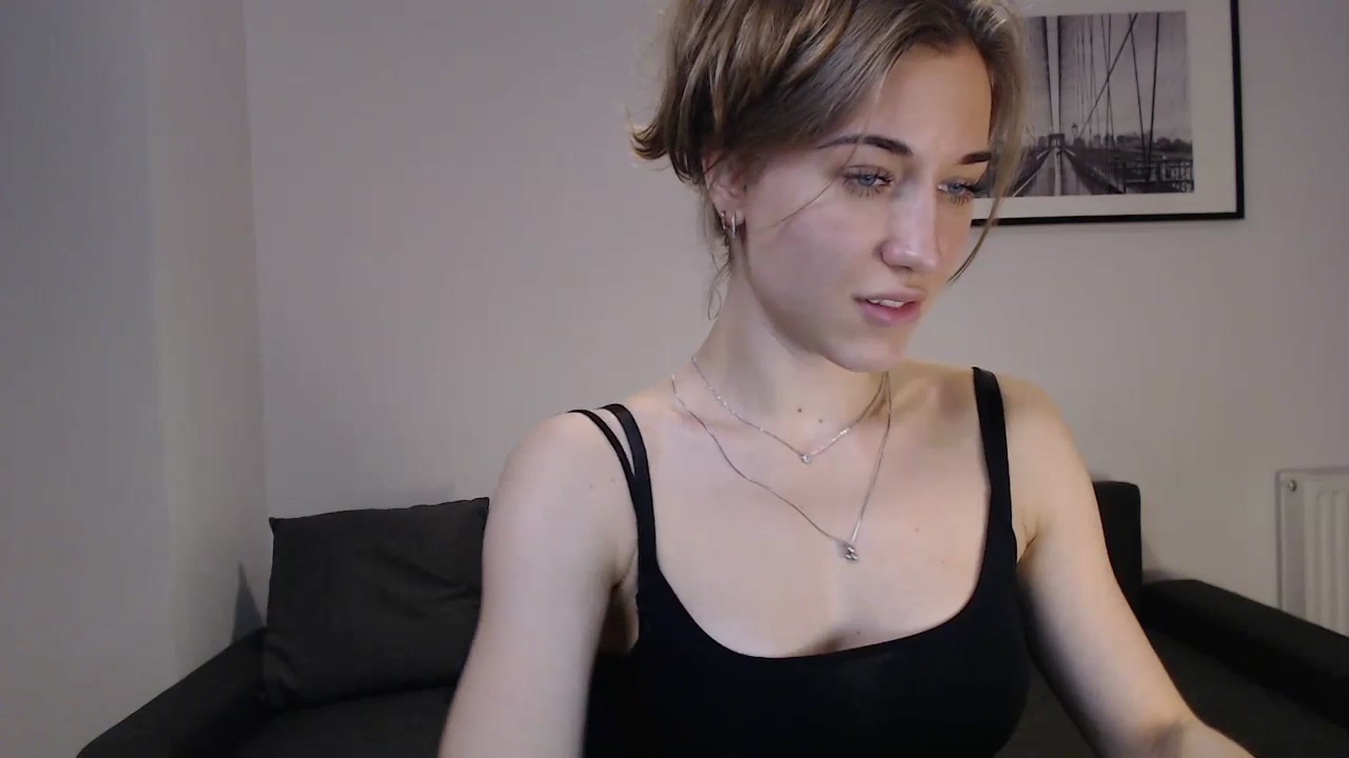 Gallery image thumbnail from GalaxyAnisia's myfreecams stream on, 10/24/2023, 21:33 image 3 of 20