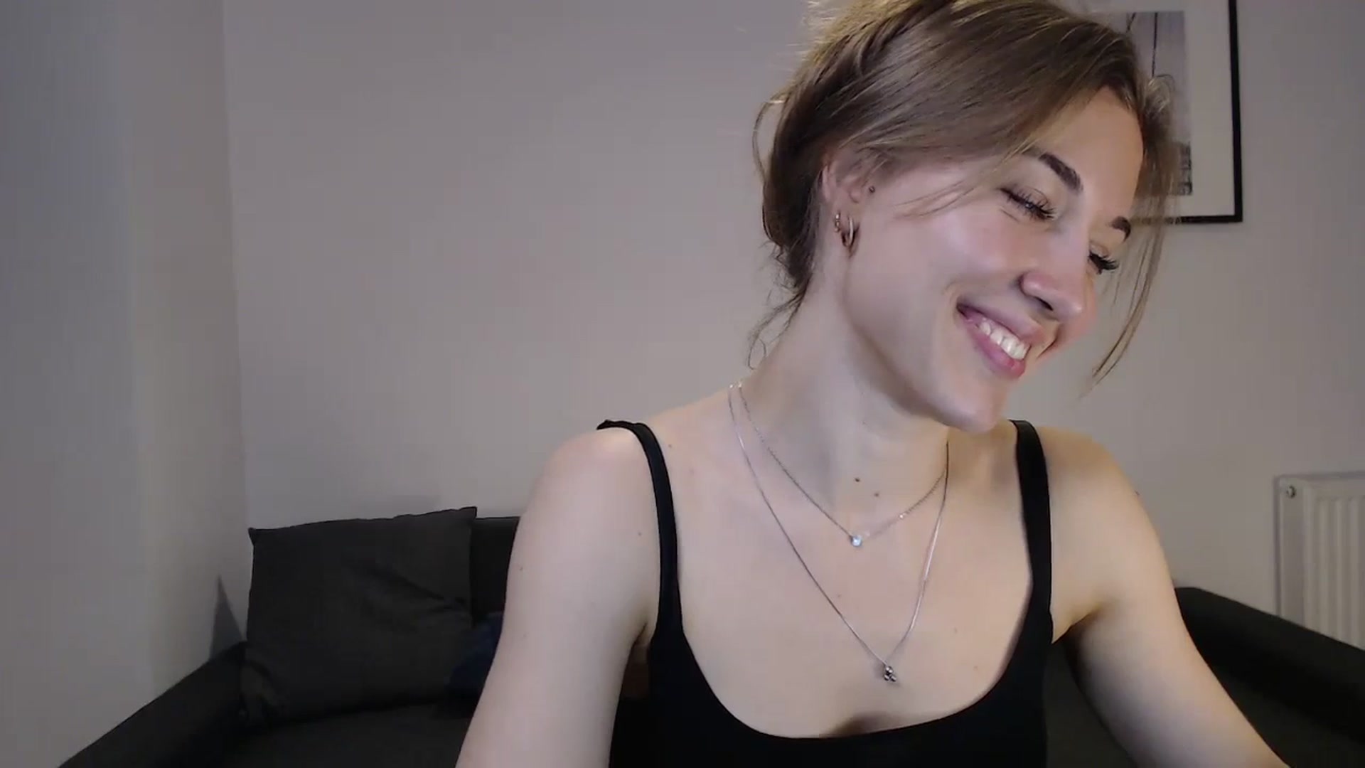 Gallery image thumbnail from GalaxyAnisia's myfreecams stream on, 10/24/2023, 22:04 image 2 of 20