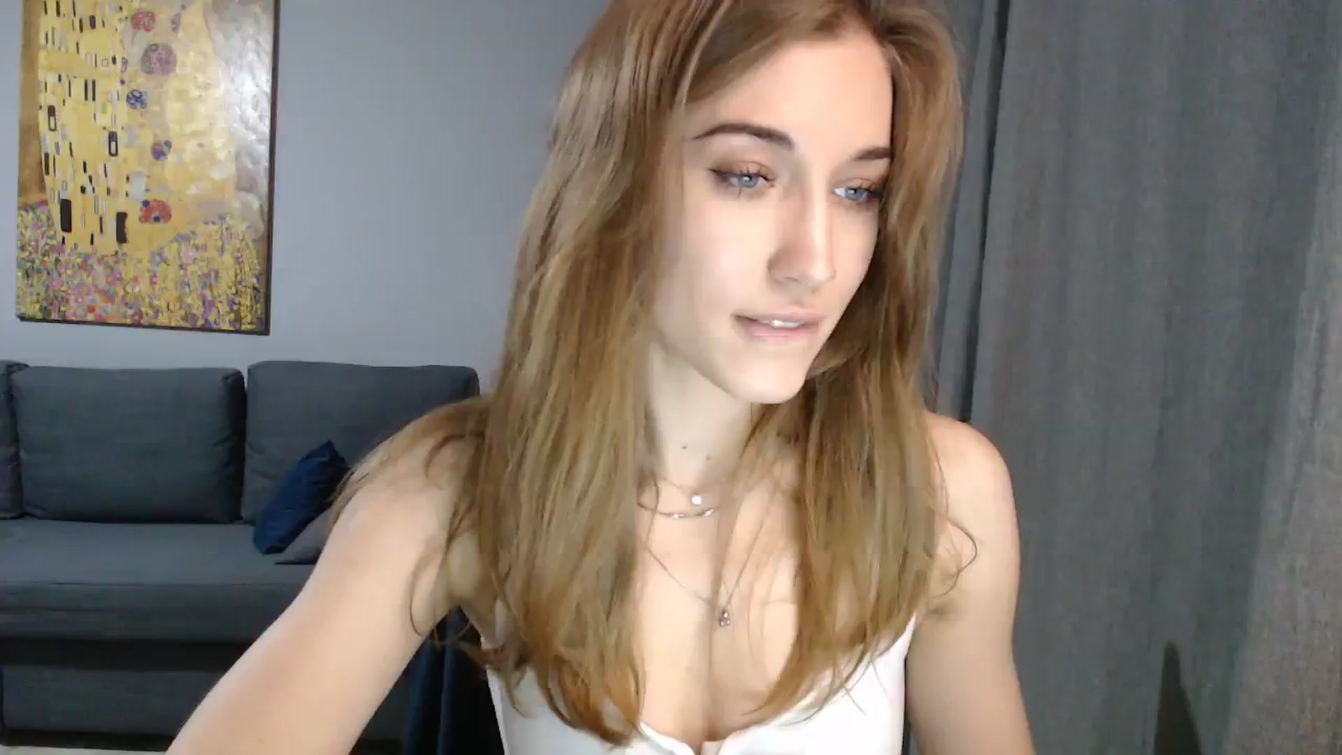 Gallery image thumbnail from GalaxyAnisia's myfreecams stream on, 11/17/2023, 23:18 image 3 of 20