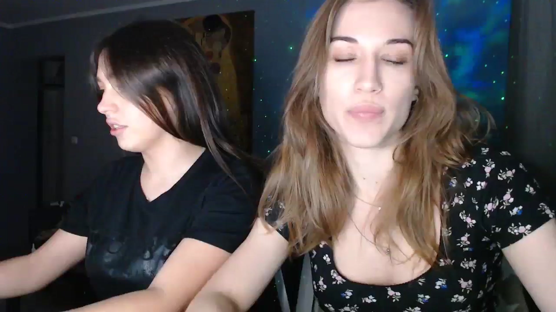 Gallery image thumbnail from GalaxyAnisia's myfreecams stream on, 11/24/2023, 20:15 image 19 of 20