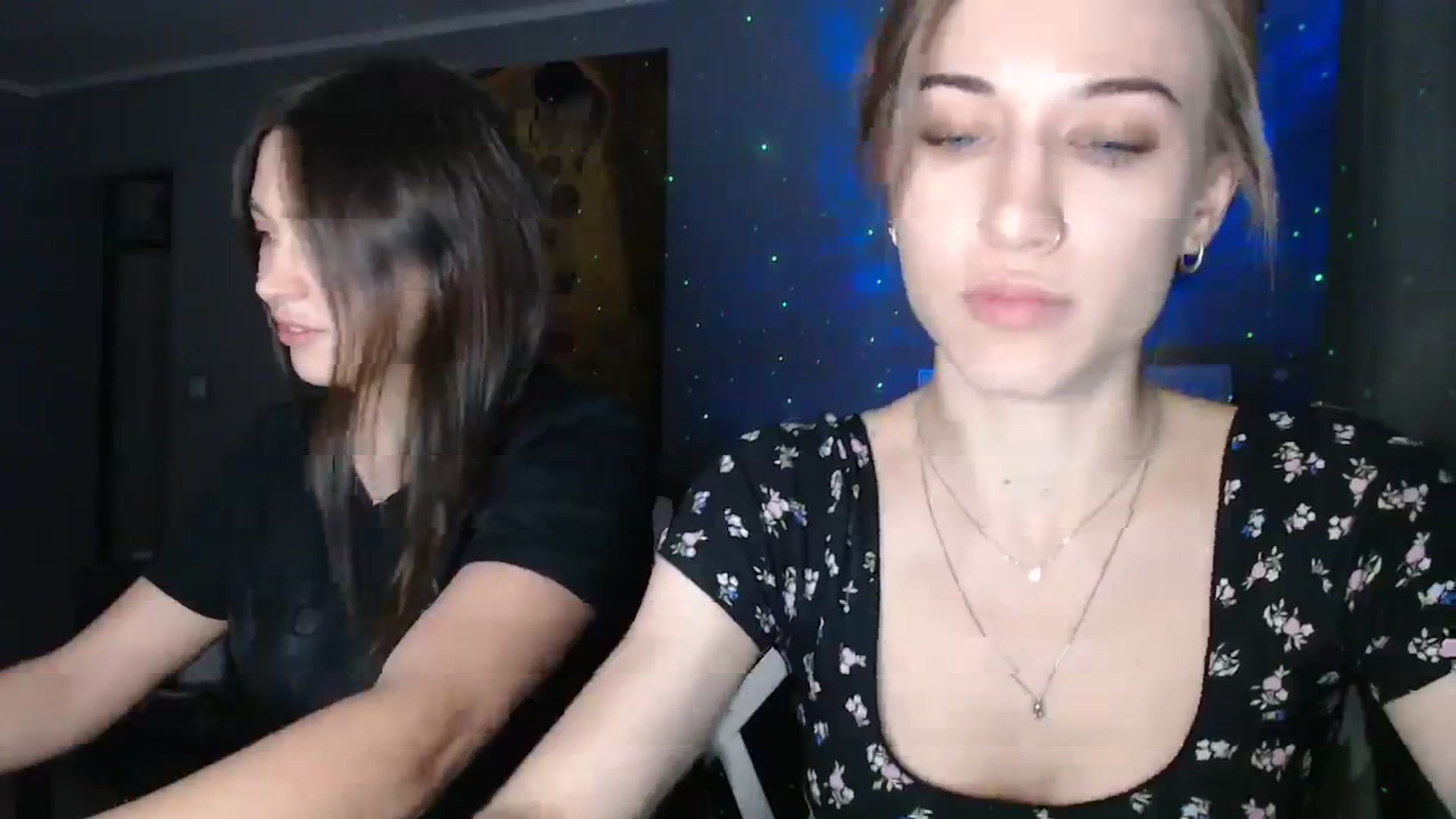 Gallery image thumbnail from GalaxyAnisia's myfreecams stream on, 11/24/2023, 20:15 image 4 of 20