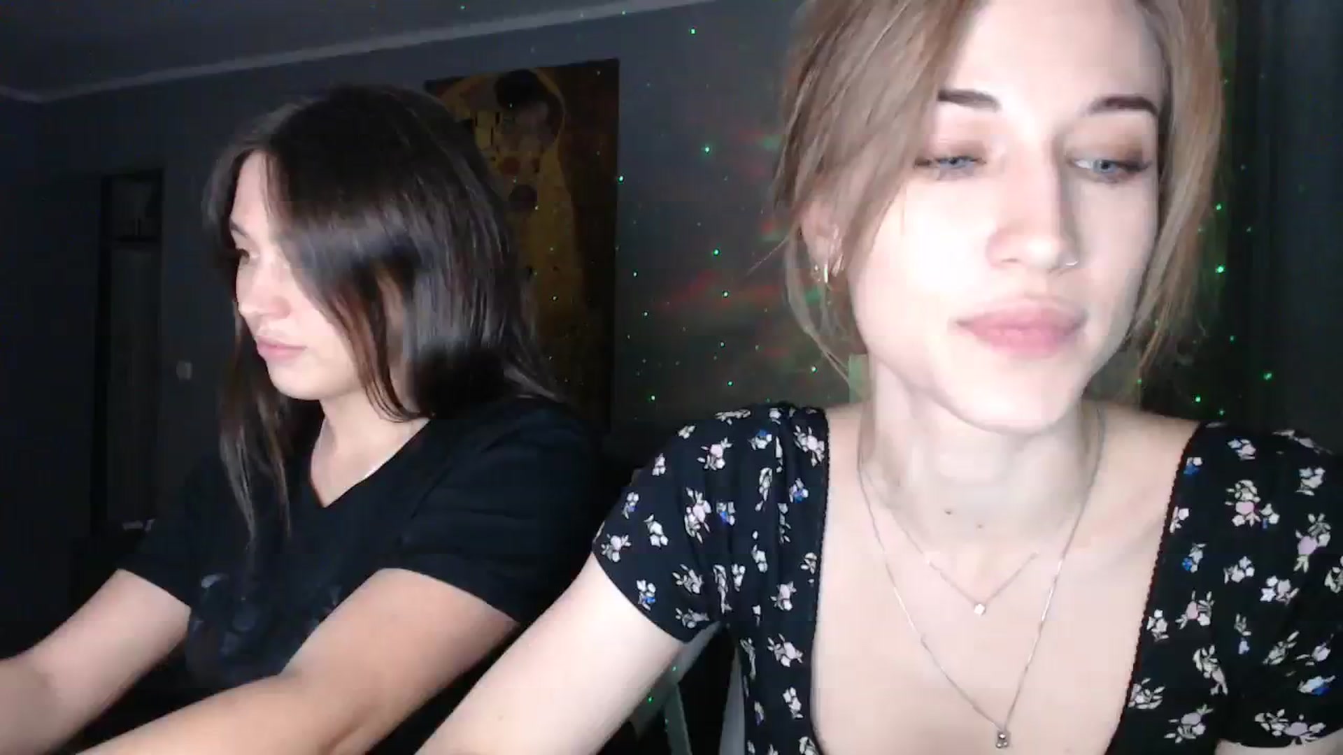 Gallery image thumbnail from GalaxyAnisia's myfreecams stream on, 11/24/2023, 20:15 image 15 of 20