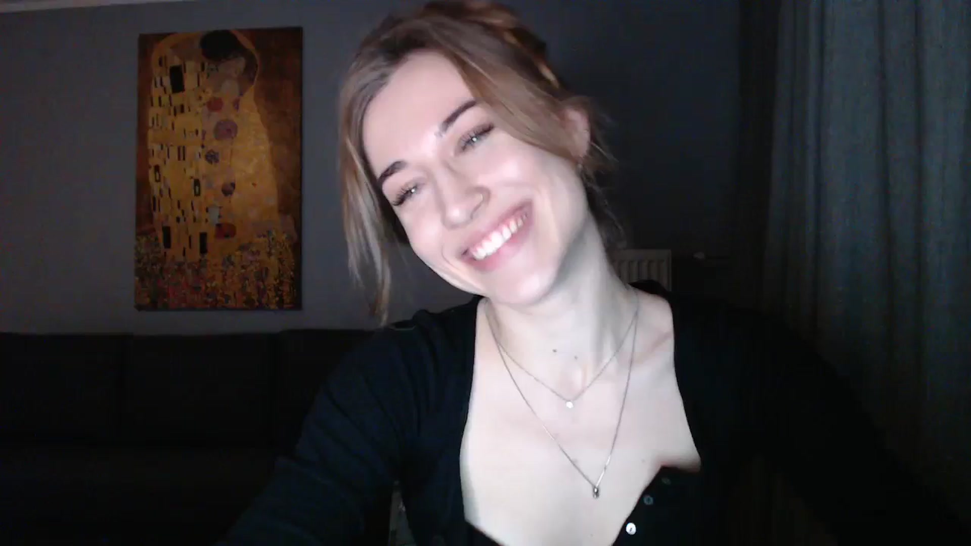 Gallery image thumbnail from GalaxyAnisia's myfreecams stream on, 12/04/2023, 03:42 image 13 of 20