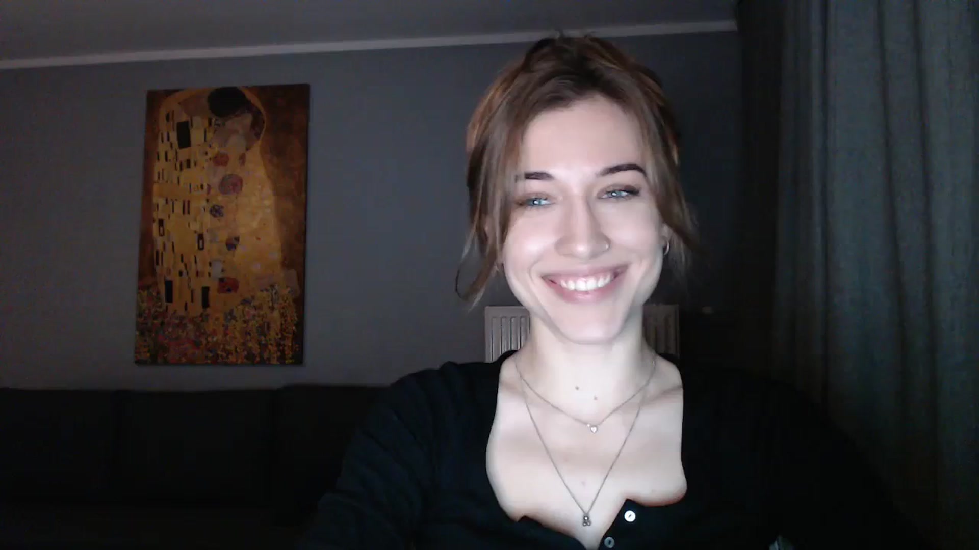 Gallery image thumbnail from GalaxyAnisia's myfreecams stream on, 12/04/2023, 03:42 image 6 of 20