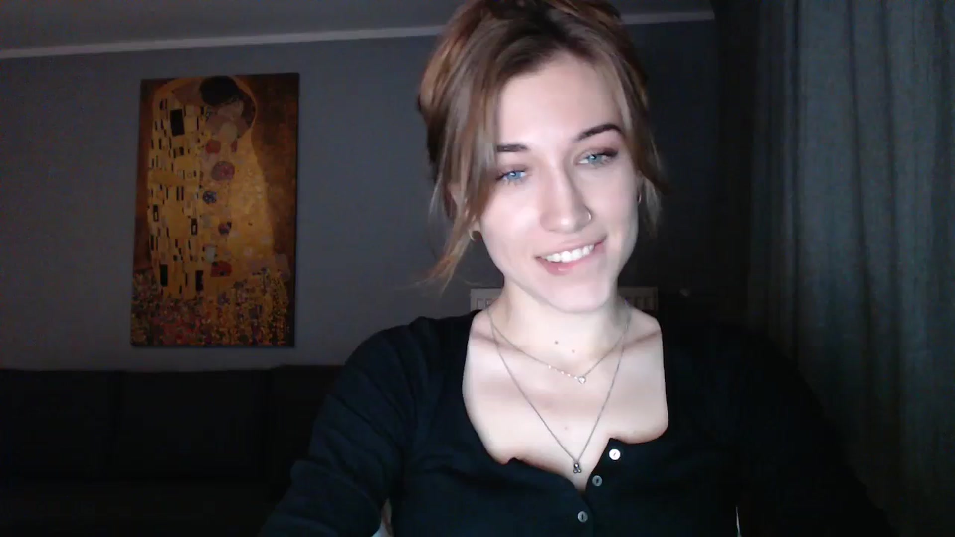 Gallery image thumbnail from GalaxyAnisia's myfreecams stream on, 12/04/2023, 03:42 image 1 of 20