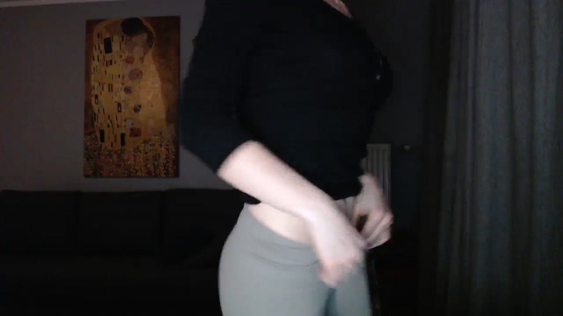 Gallery image thumbnail from GalaxyAnisia's myfreecams stream on, 12/04/2023, 05:18 image 10 of 20