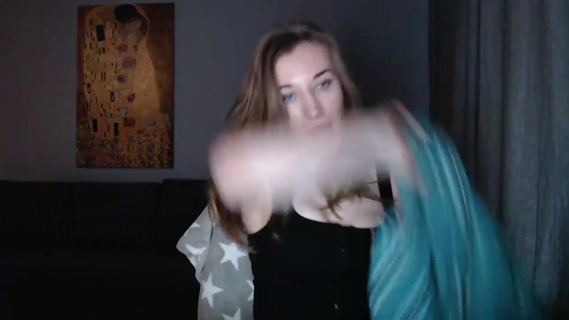Gallery image thumbnail from GalaxyAnisia's myfreecams stream on, 12/08/2023, 09:11 image 8 of 20