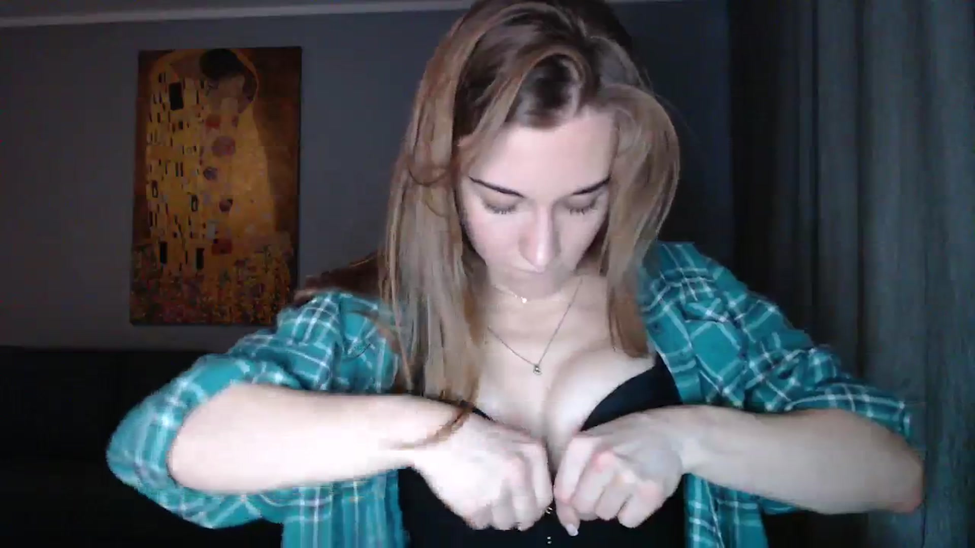 Gallery image thumbnail from GalaxyAnisia's myfreecams stream on, 12/08/2023, 09:11 image 6 of 20