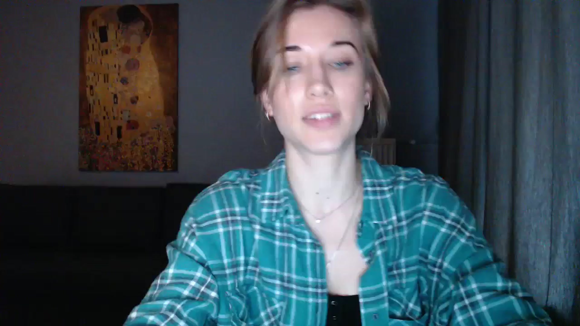 Gallery image thumbnail from GalaxyAnisia's myfreecams stream on, 12/08/2023, 10:08 image 3 of 20