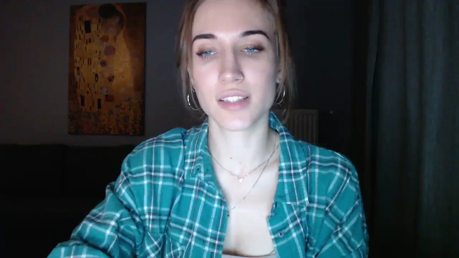 Gallery image thumbnail from GalaxyAnisia's myfreecams stream on, 12/20/2023, 24:36 image 12 of 20