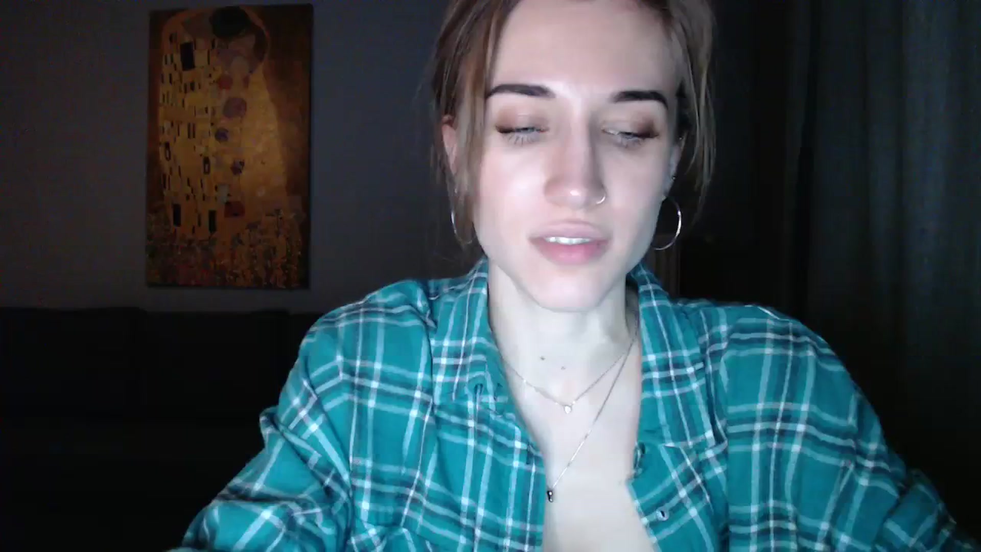 Gallery image thumbnail from GalaxyAnisia's myfreecams stream on, 12/20/2023, 24:36 image 9 of 20