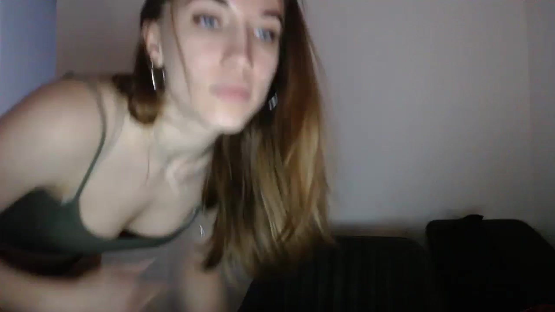 Gallery image thumbnail from GalaxyAnisia's myfreecams stream on, 12/21/2023, 14:59 image 14 of 20