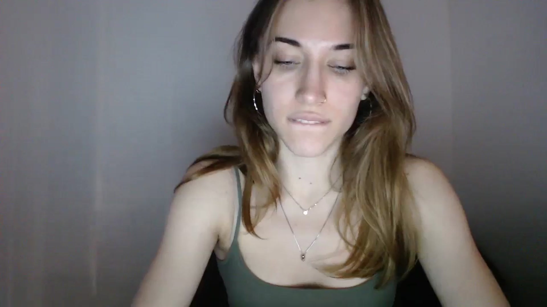 Gallery image thumbnail from GalaxyAnisia's myfreecams stream on, 12/21/2023, 14:59 image 9 of 20
