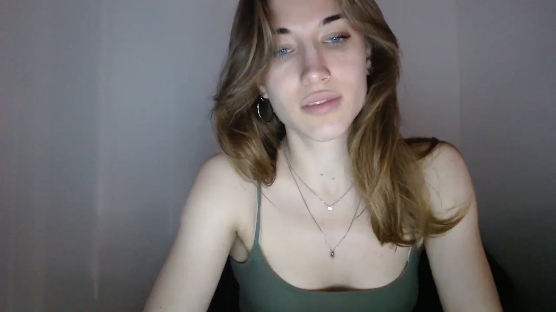 Gallery image thumbnail from GalaxyAnisia's myfreecams stream on, 12/21/2023, 14:59 image 5 of 20