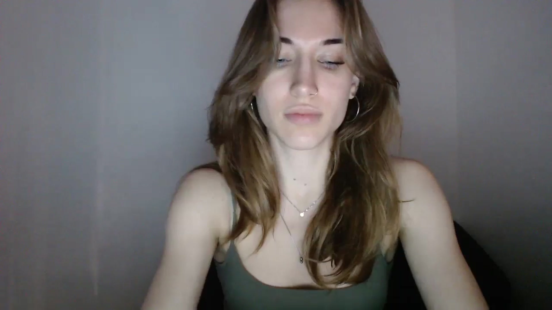 Gallery image thumbnail from GalaxyAnisia's myfreecams stream on, 12/21/2023, 14:59 image 3 of 20
