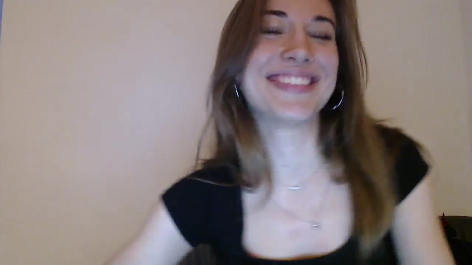 Gallery image thumbnail from GalaxyAnisia's myfreecams stream on, 12/27/2023, 15:27 image 13 of 20