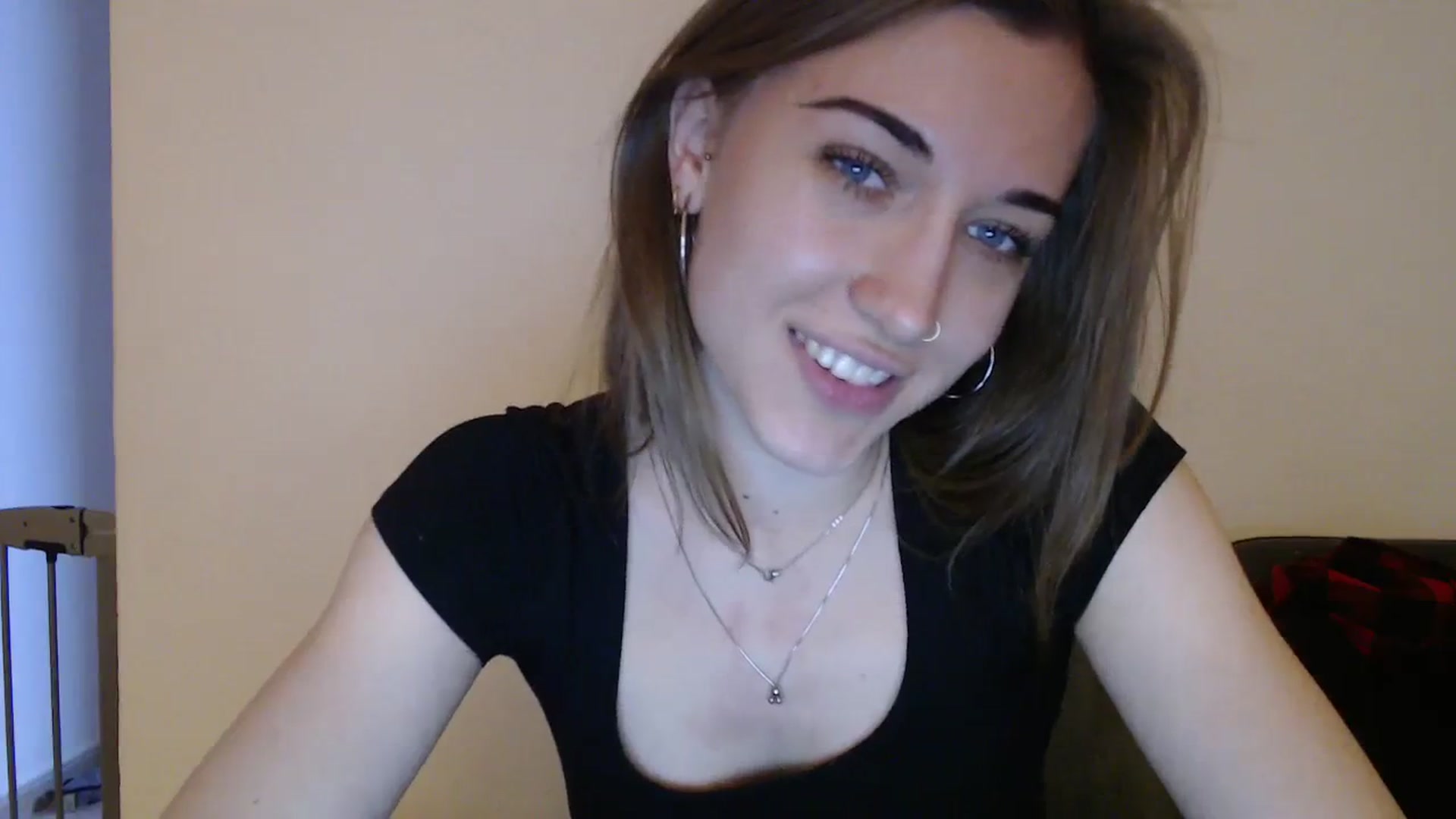 Gallery image thumbnail from GalaxyAnisia's myfreecams stream on, 12/27/2023, 16:12 image 8 of 20